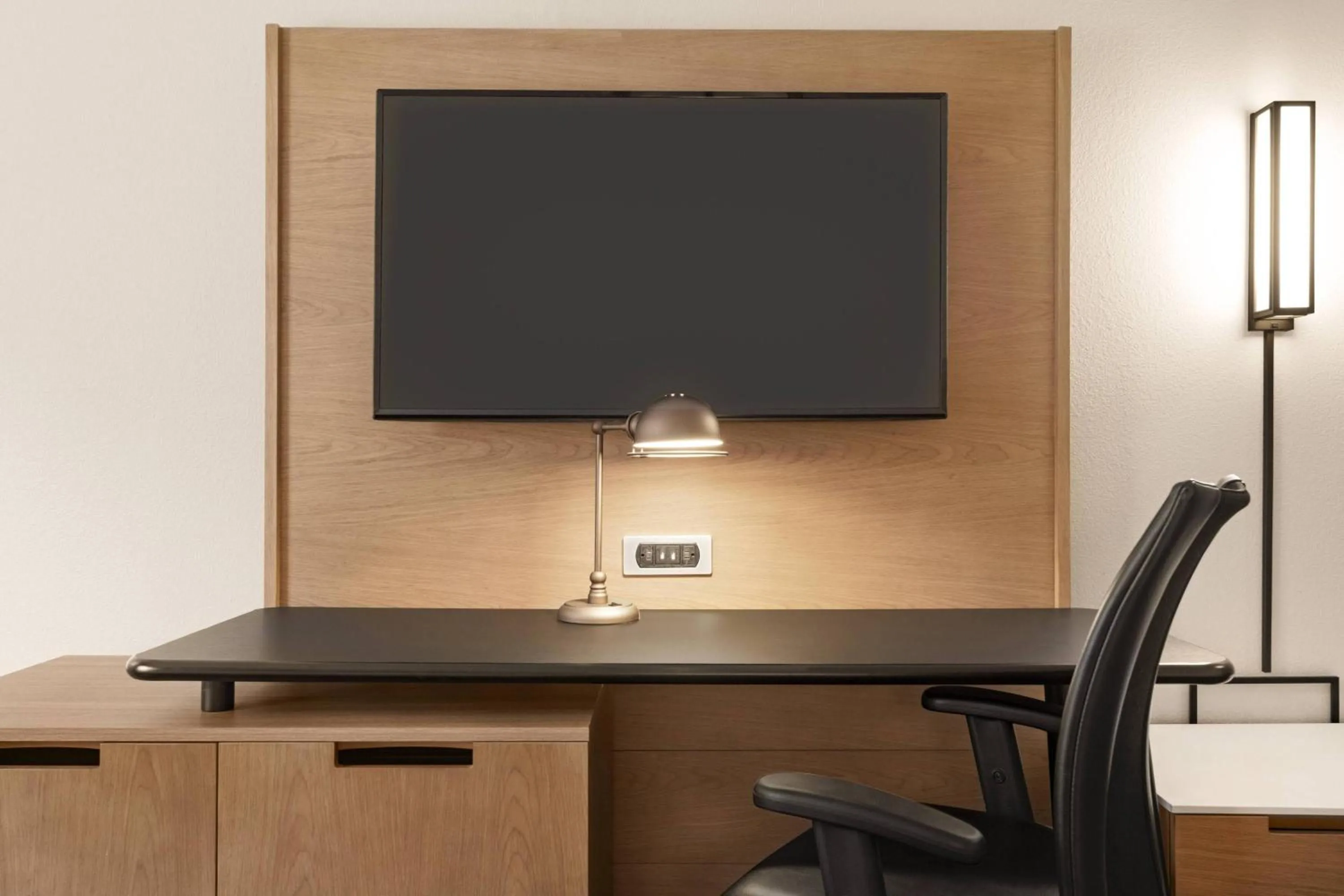 Photo of the whole room in Fairfield Inn by Marriott Warren Niles