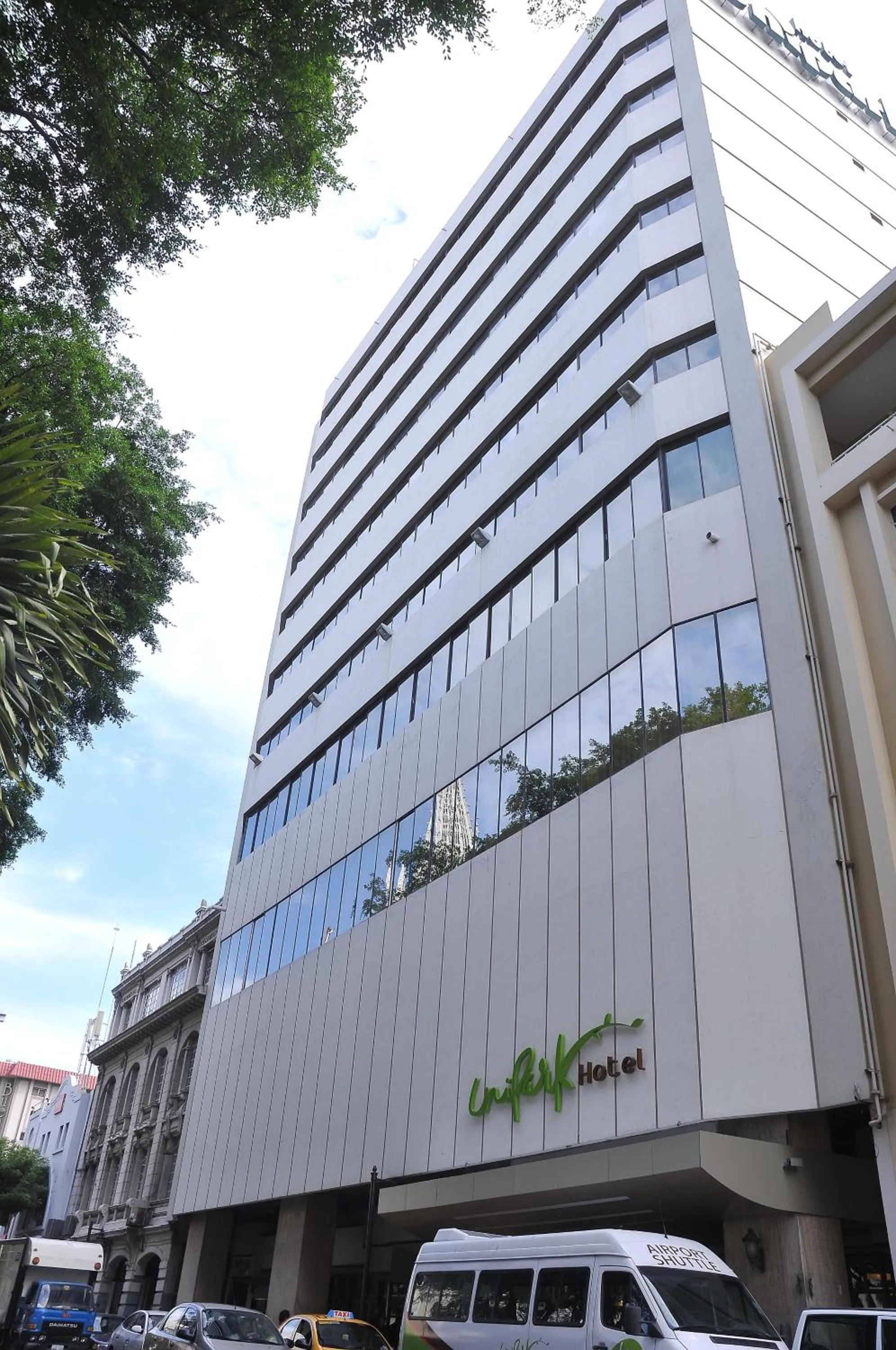 Facade/entrance in Unipark by Oro Verde Hotels