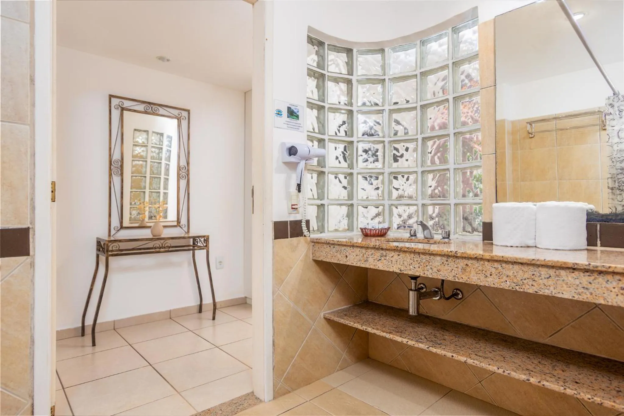 Bathroom in Hotel Miratlantico Búzios