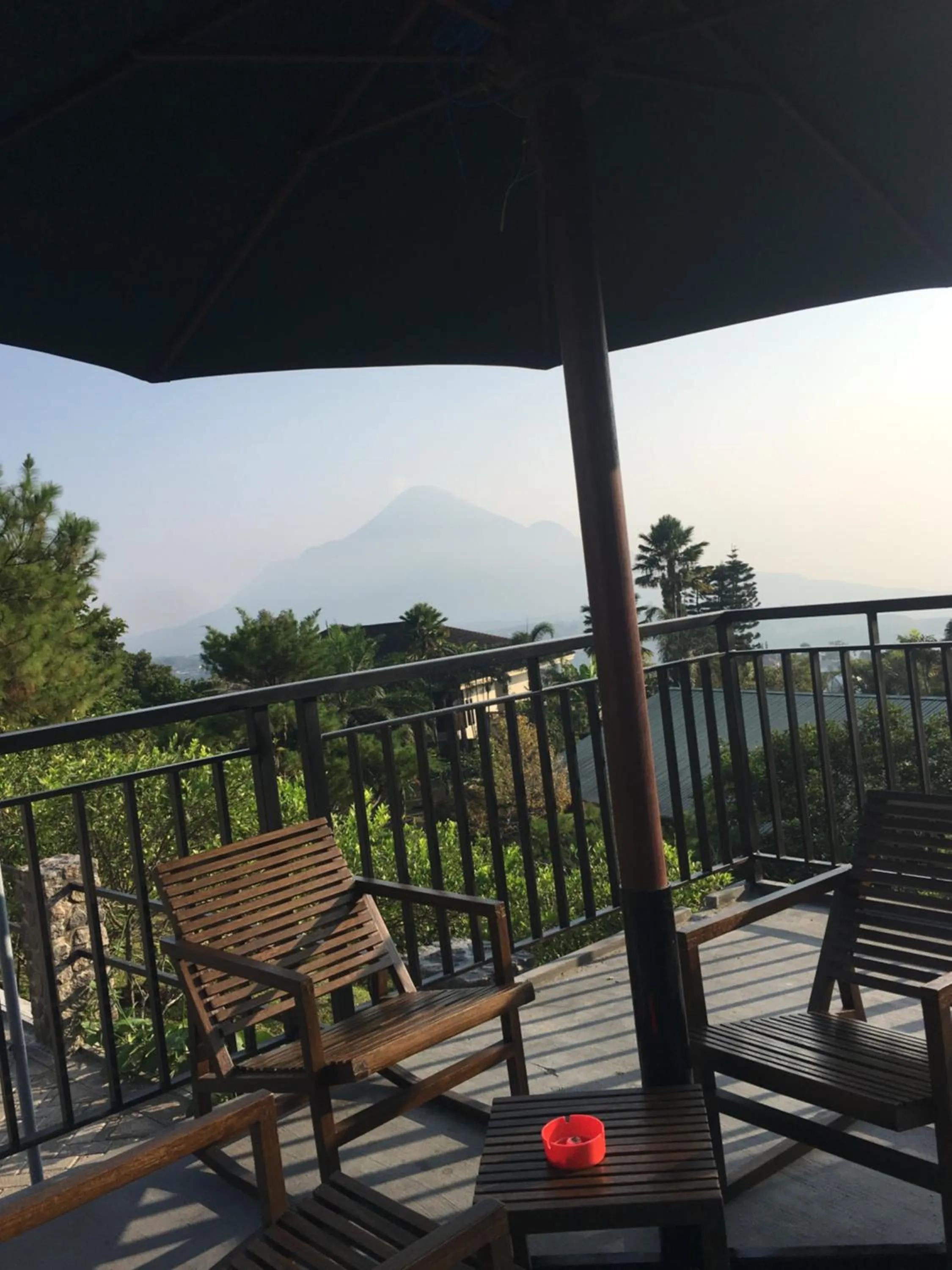 Balcony/Terrace in Arainn Bed & Breakfast Tretes Prigen by ecommerceloka