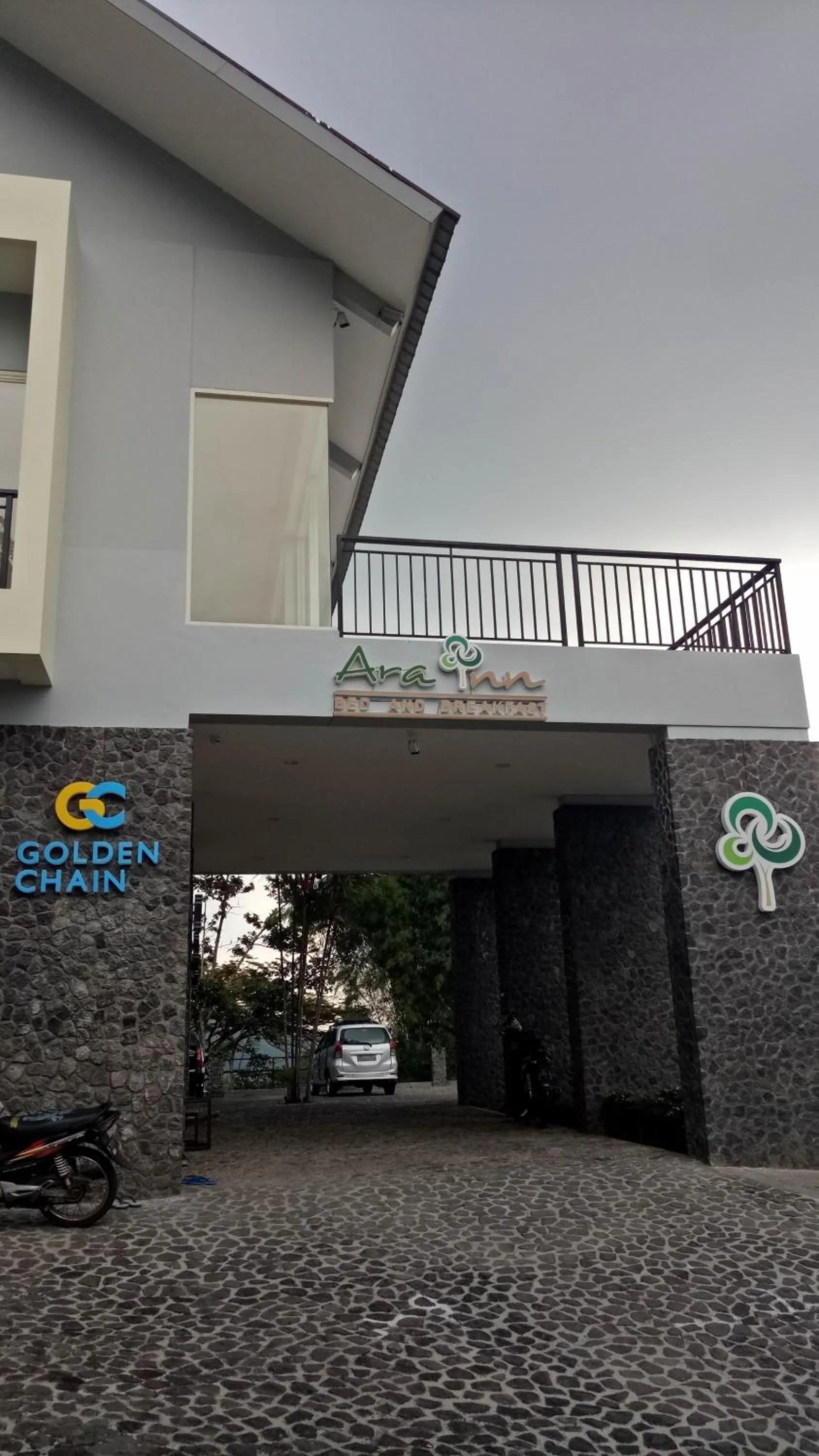 Facade/entrance in Arainn Bed & Breakfast Tretes Prigen by ecommerceloka