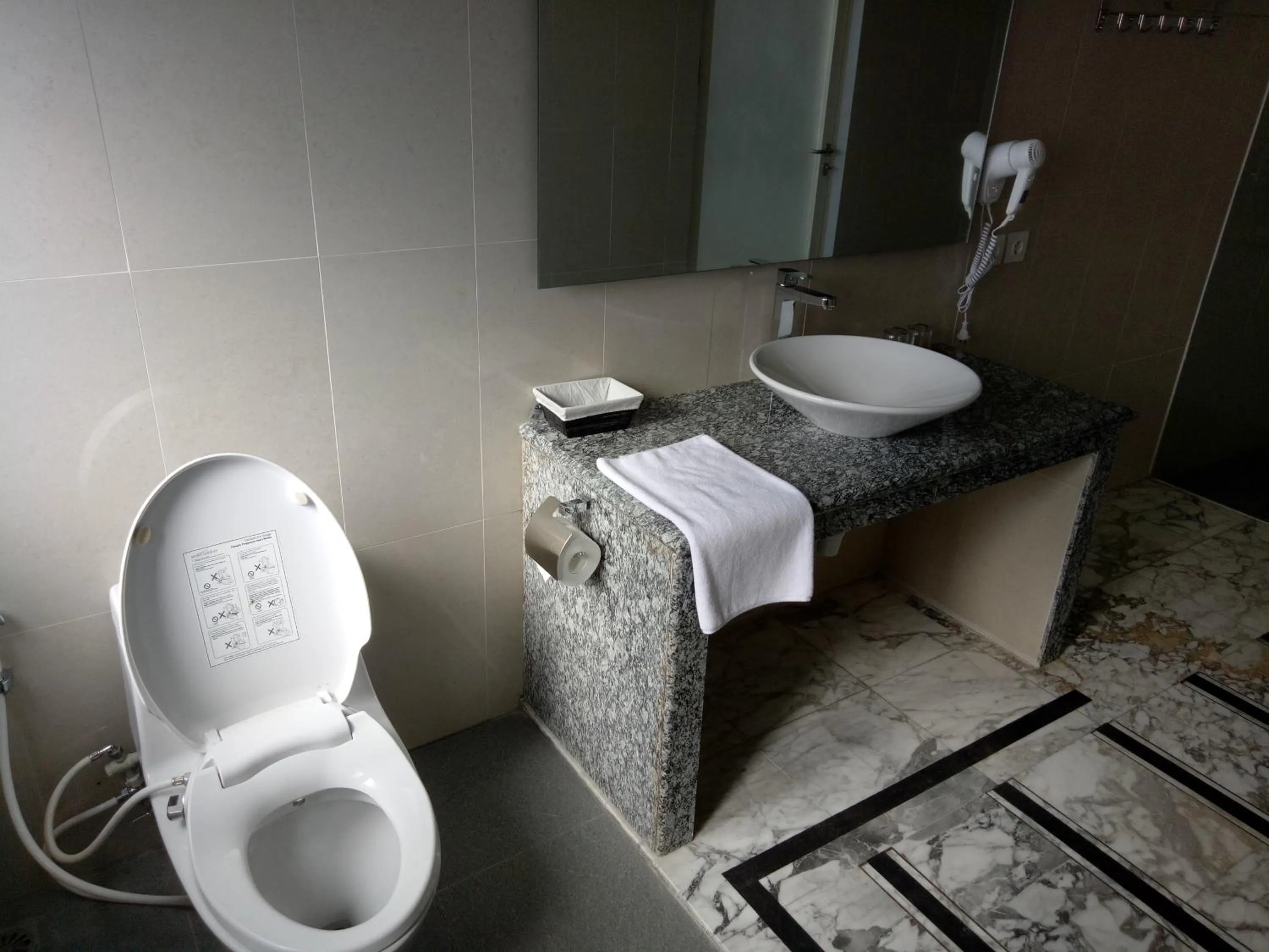 Bathroom in Arainn Bed & Breakfast Tretes Prigen by ecommerceloka