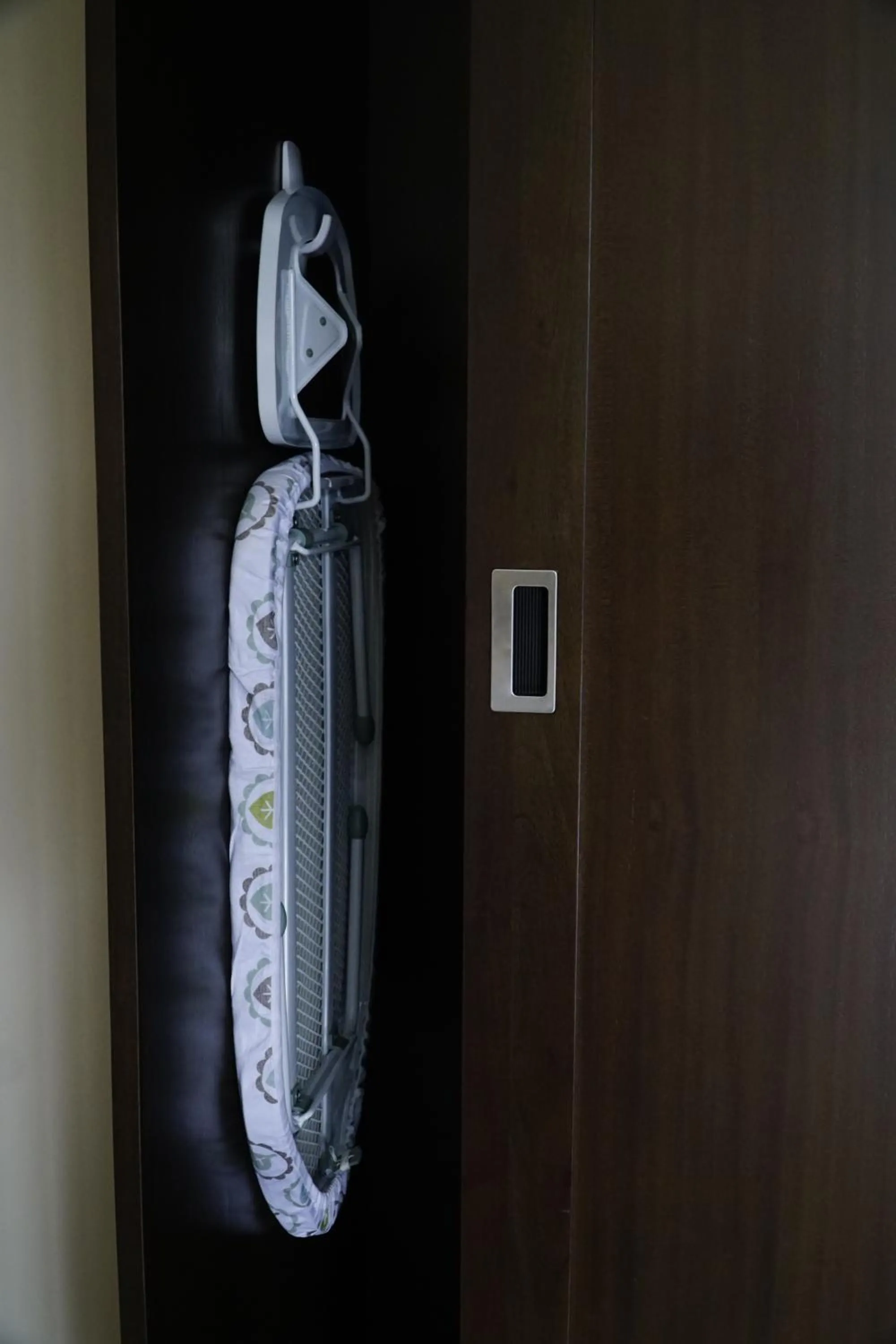 furniture in Arainn Bed & Breakfast Tretes Prigen by ecommerceloka