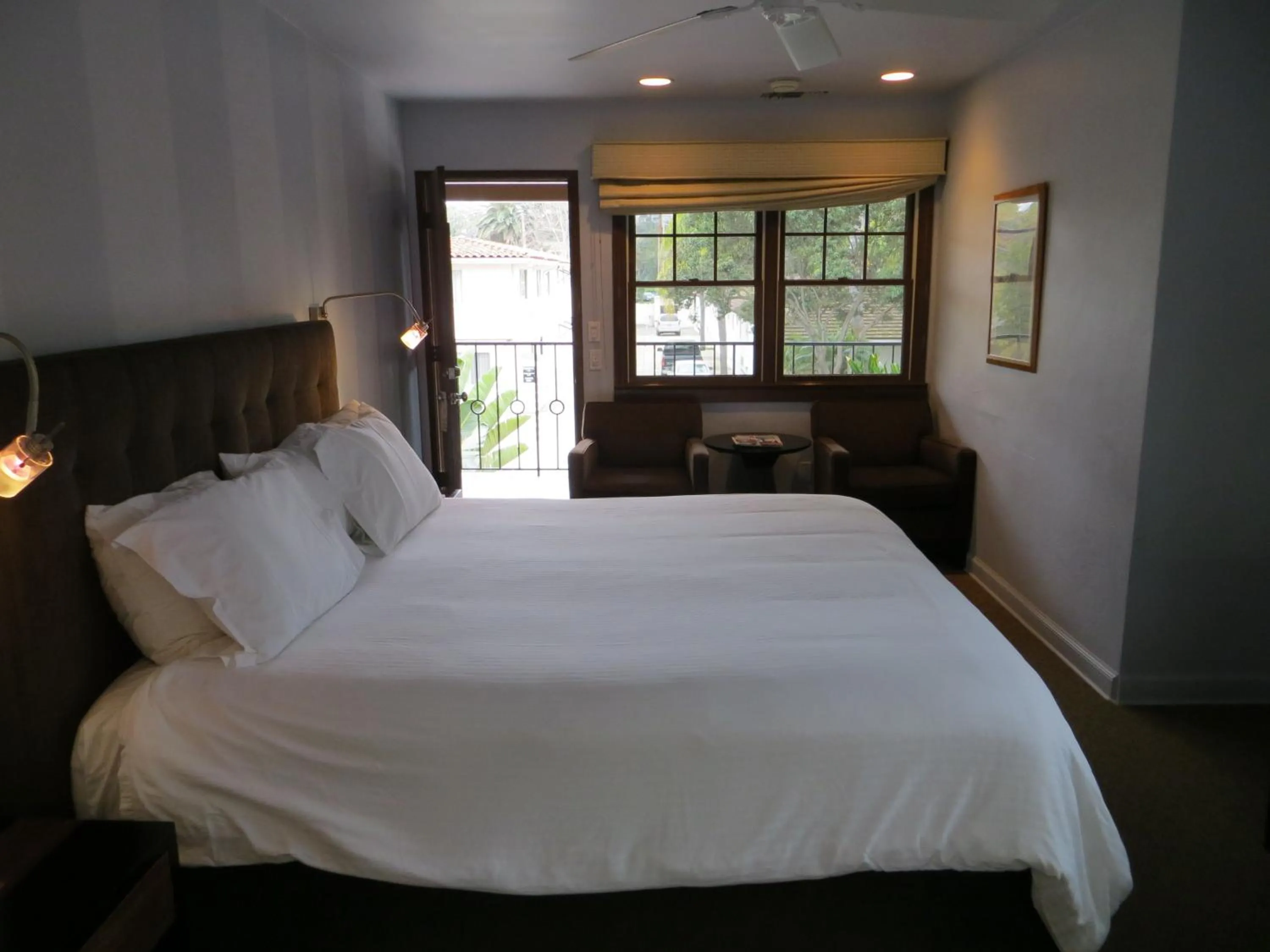 Bedroom, Bed in Casa Del Mar Inn