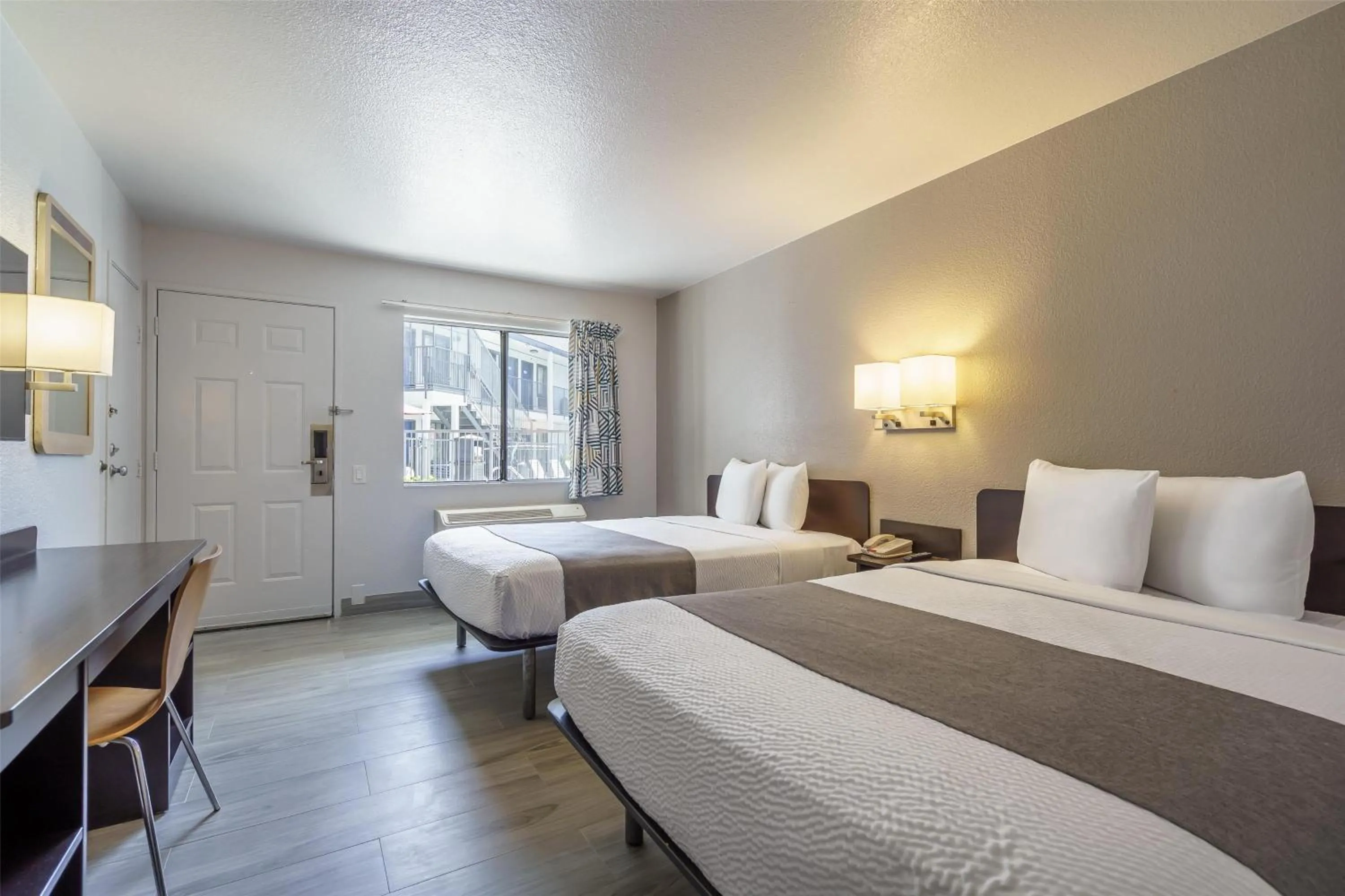 Bedroom, Bed in Motel 6-Fremont, CA - North