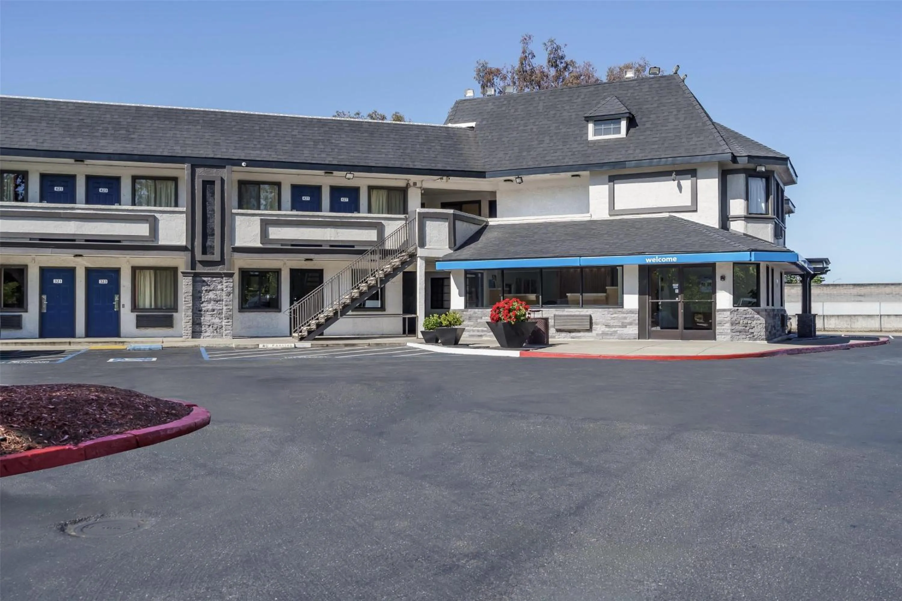 Property building in Motel 6-Fremont, CA - North