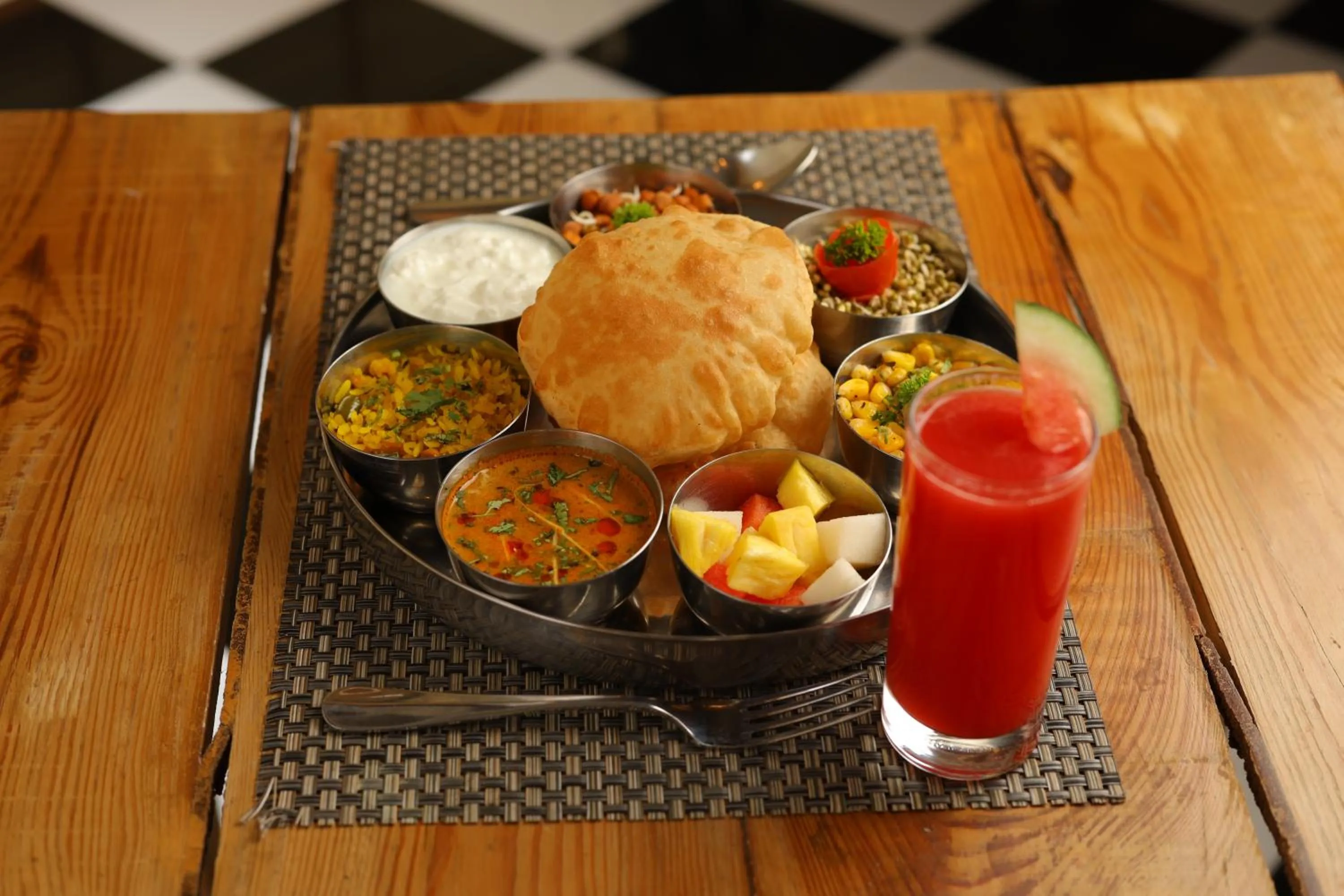 Food and drinks in Hotel Natraj Rishikesh