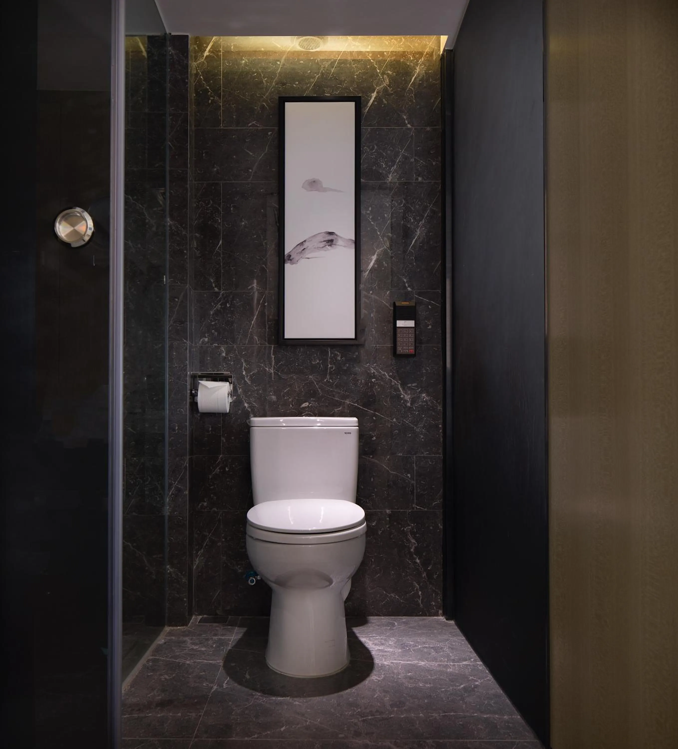 Toilet in Paco Hotel Guangzhou Jiangtai Road Metro Branch