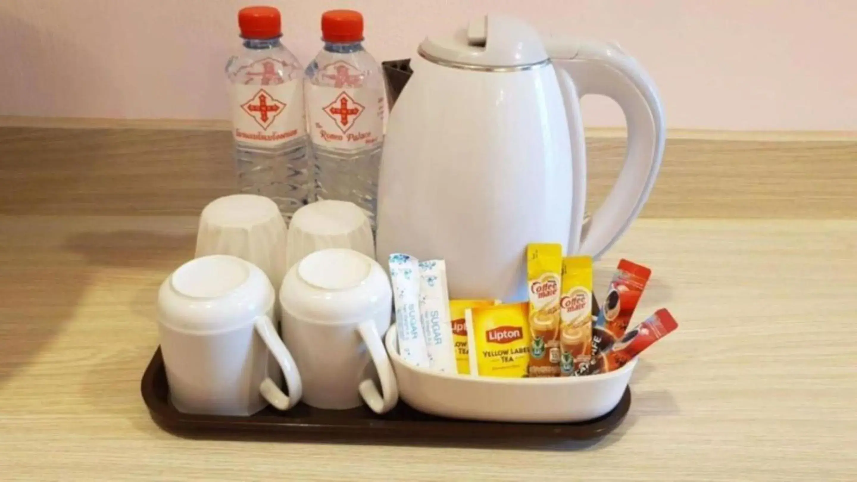 Large Double or Twin Room in Hotel Romeo Palace Pattaya Large Double or Twin Room in Hotel Romeo Palace Pattaya