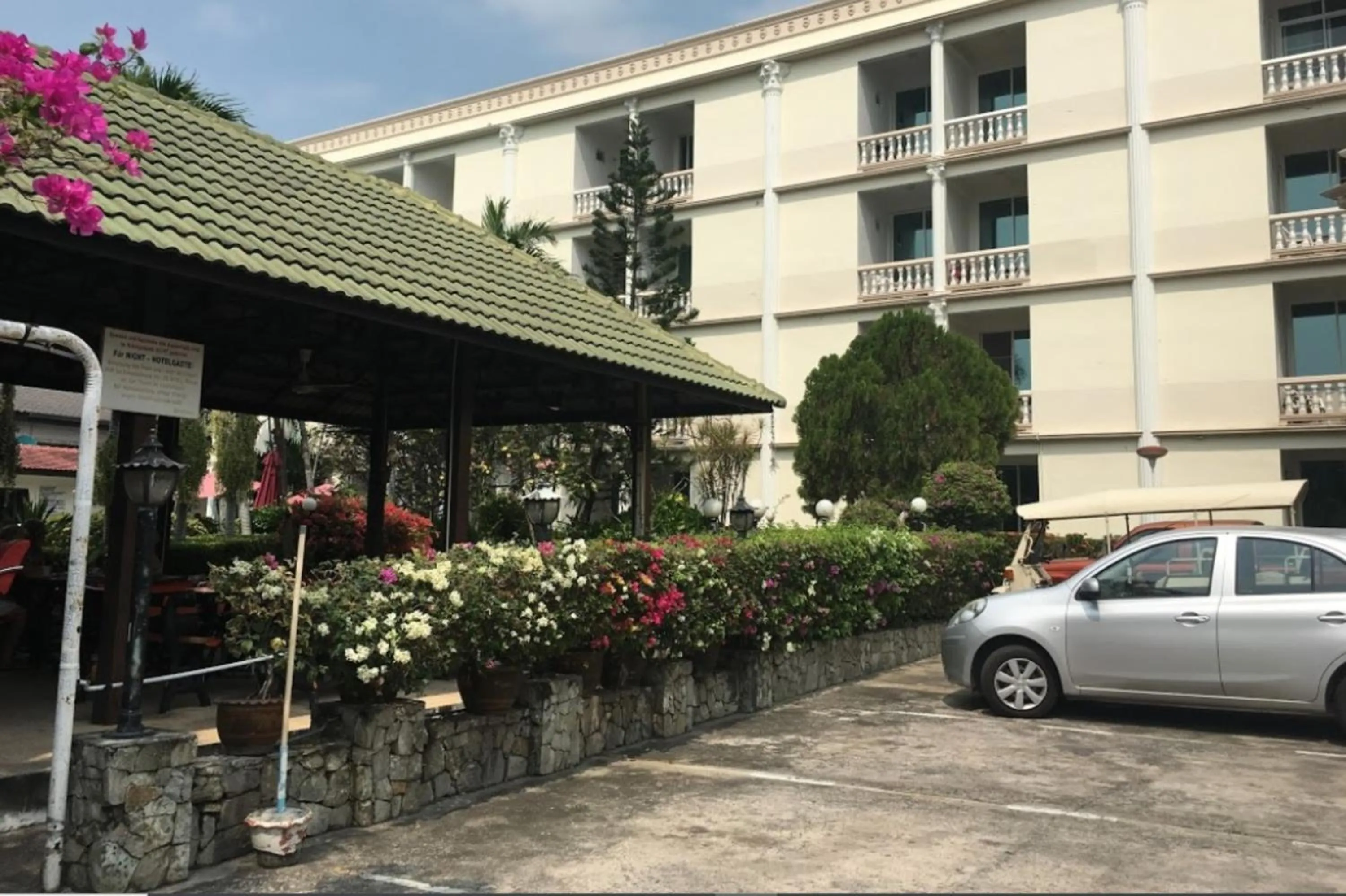 Property building in Hotel Romeo Palace Pattaya