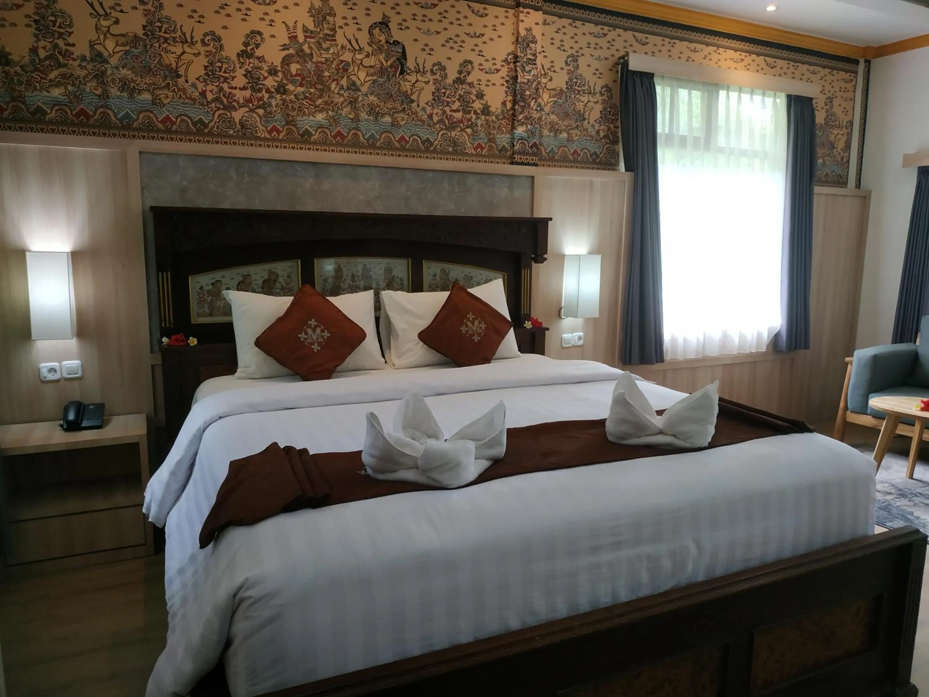 Bed in Melasti Kuta Beach Hotel & Spa