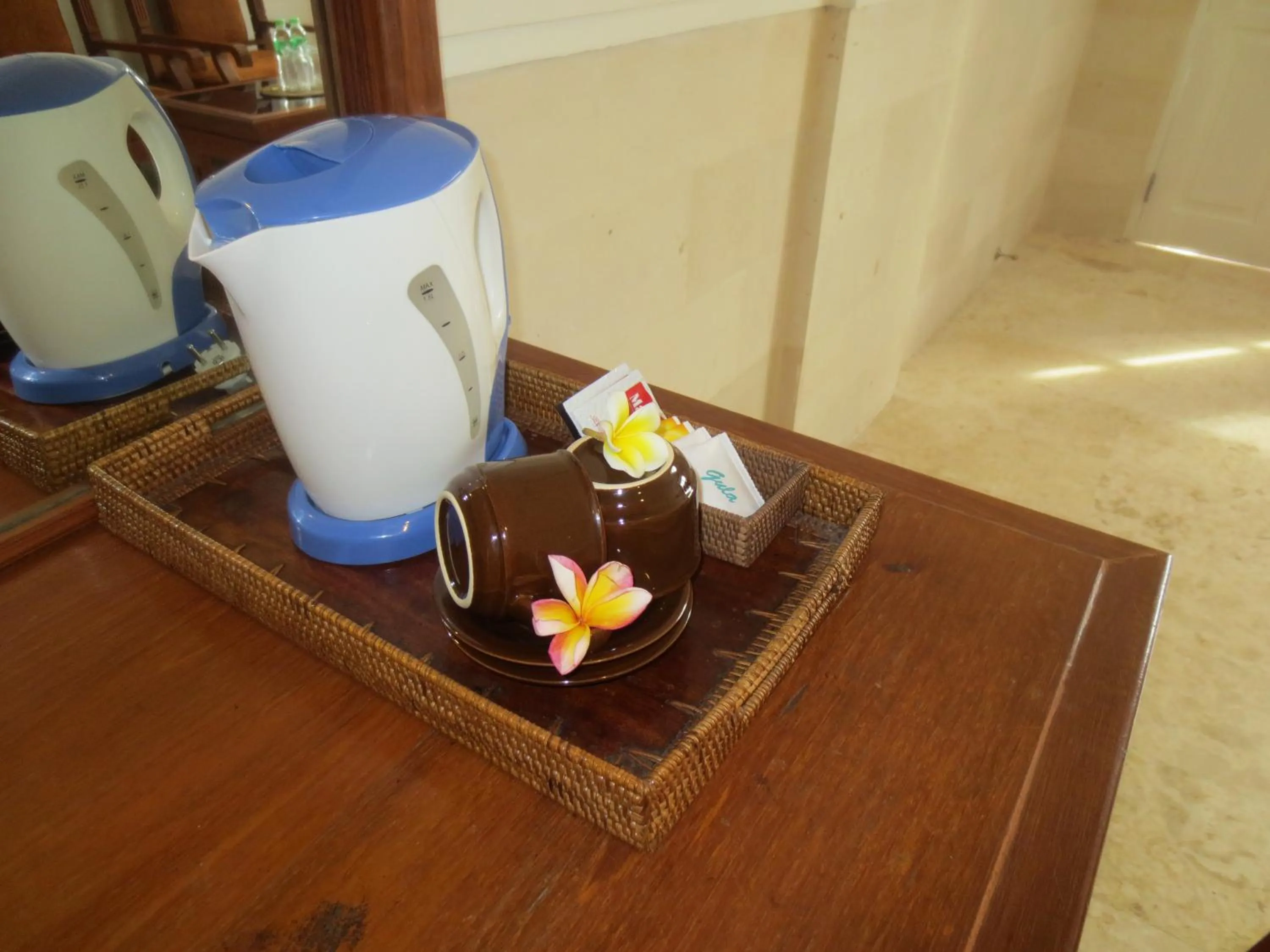 Coffee/tea facilities in Melasti Beach Resort & Spa Legian