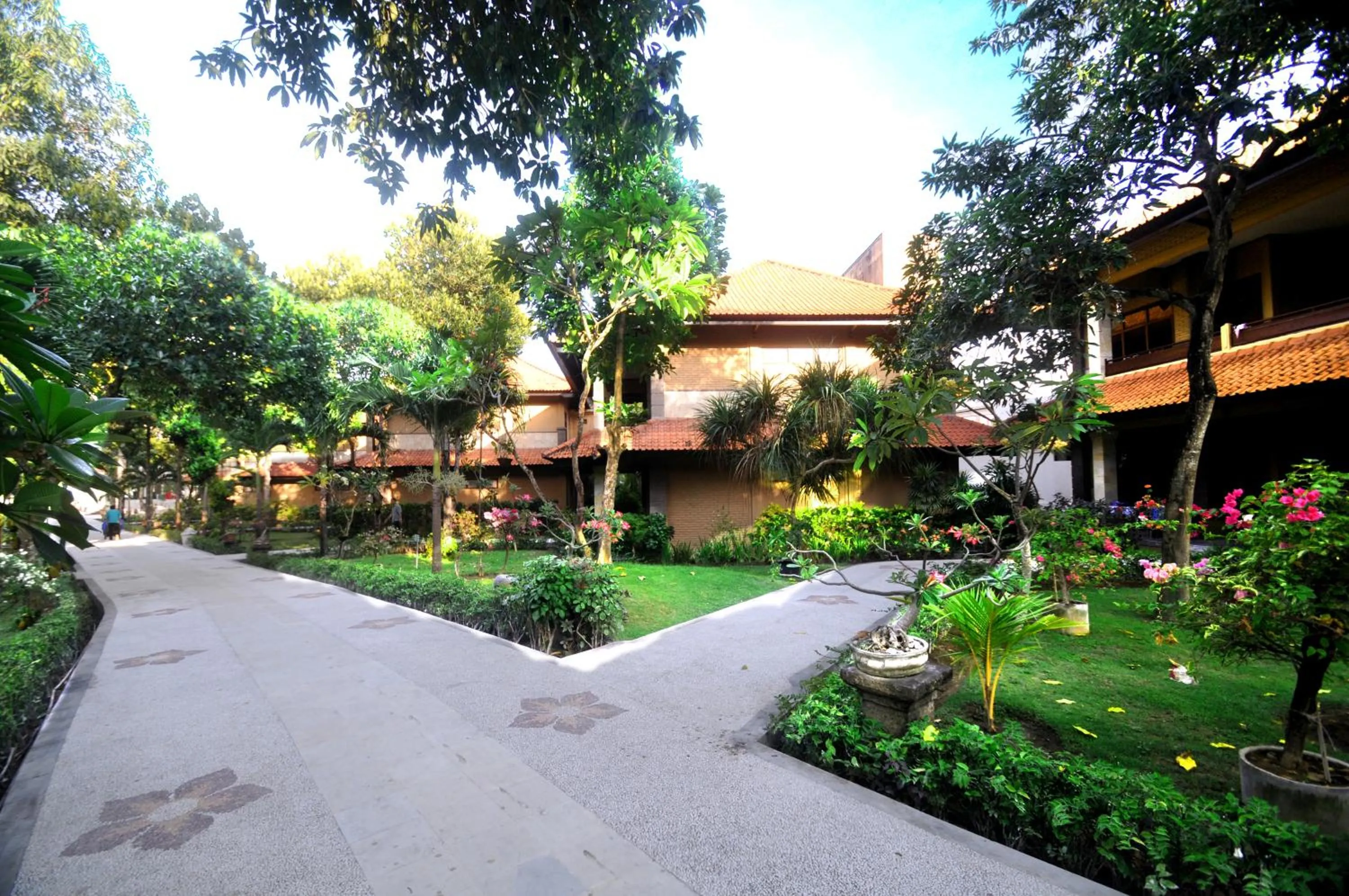 Garden in Melasti Beach Resort & Spa Legian