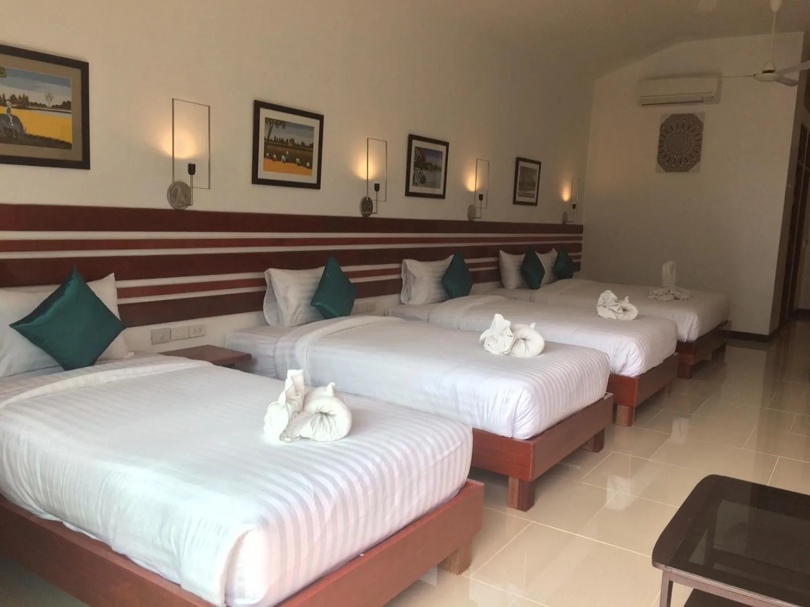 Bed in Green View Village Resort