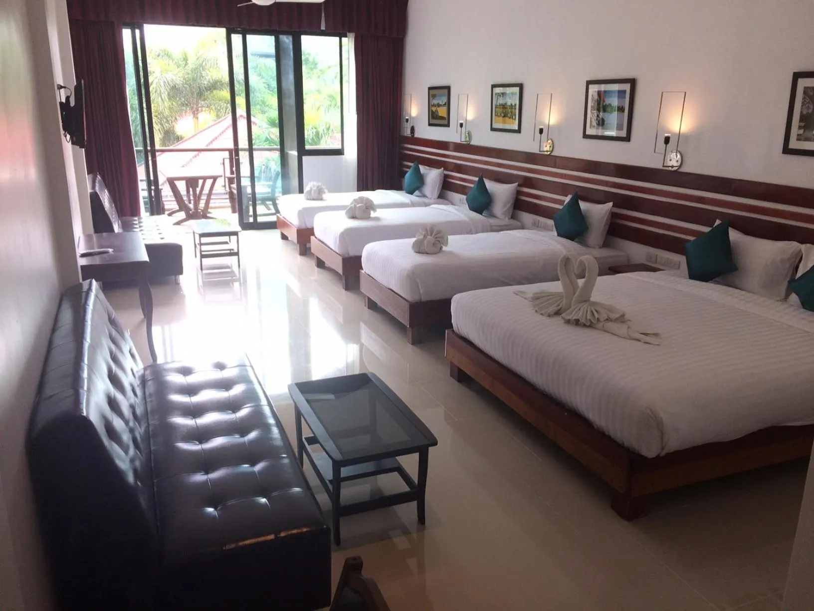 Bed in Green View Village Resort