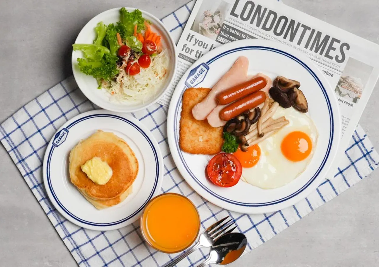 Breakfast in MeStyle Place Hotel