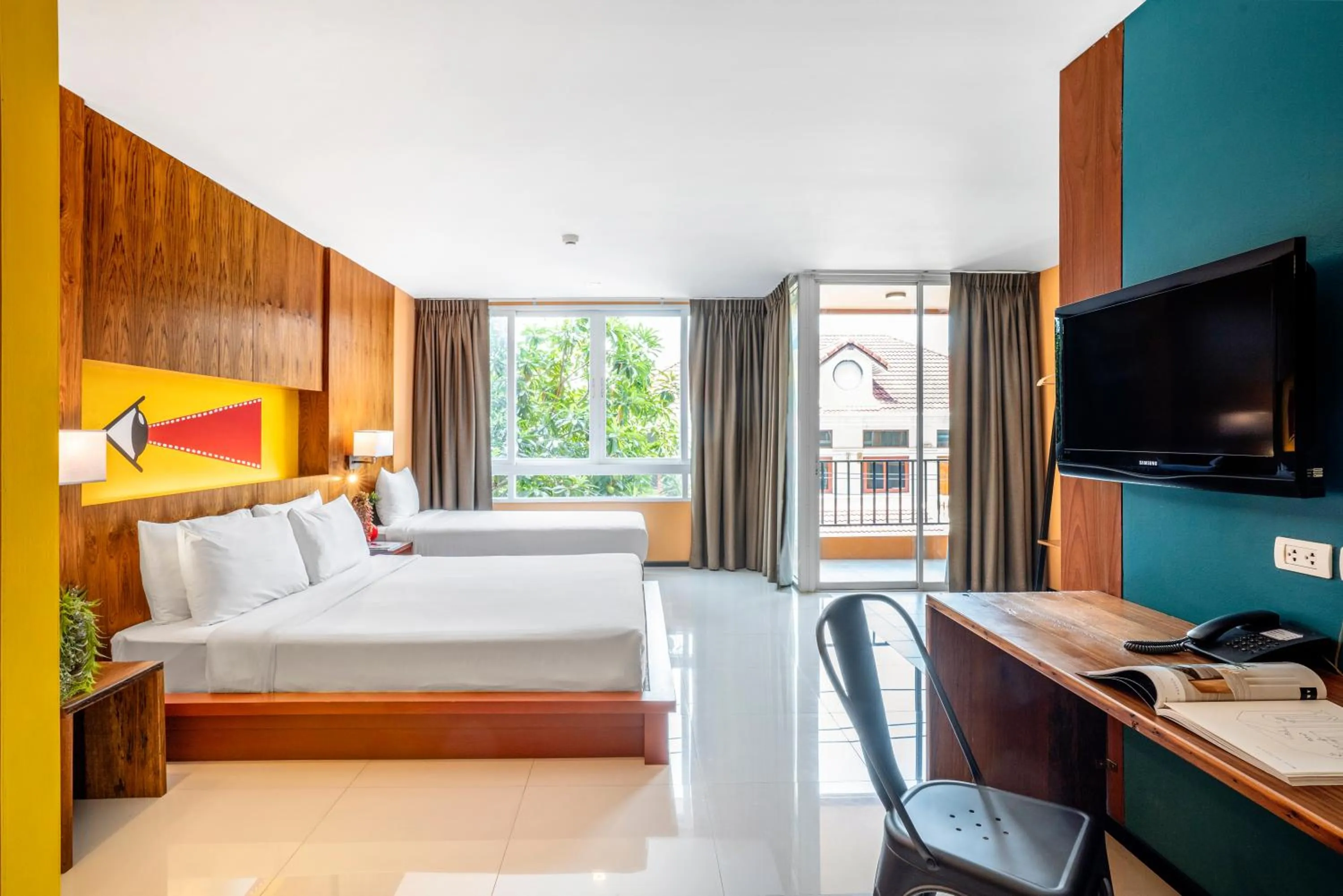 TV and multimedia, Bed in MeStyle Place Hotel