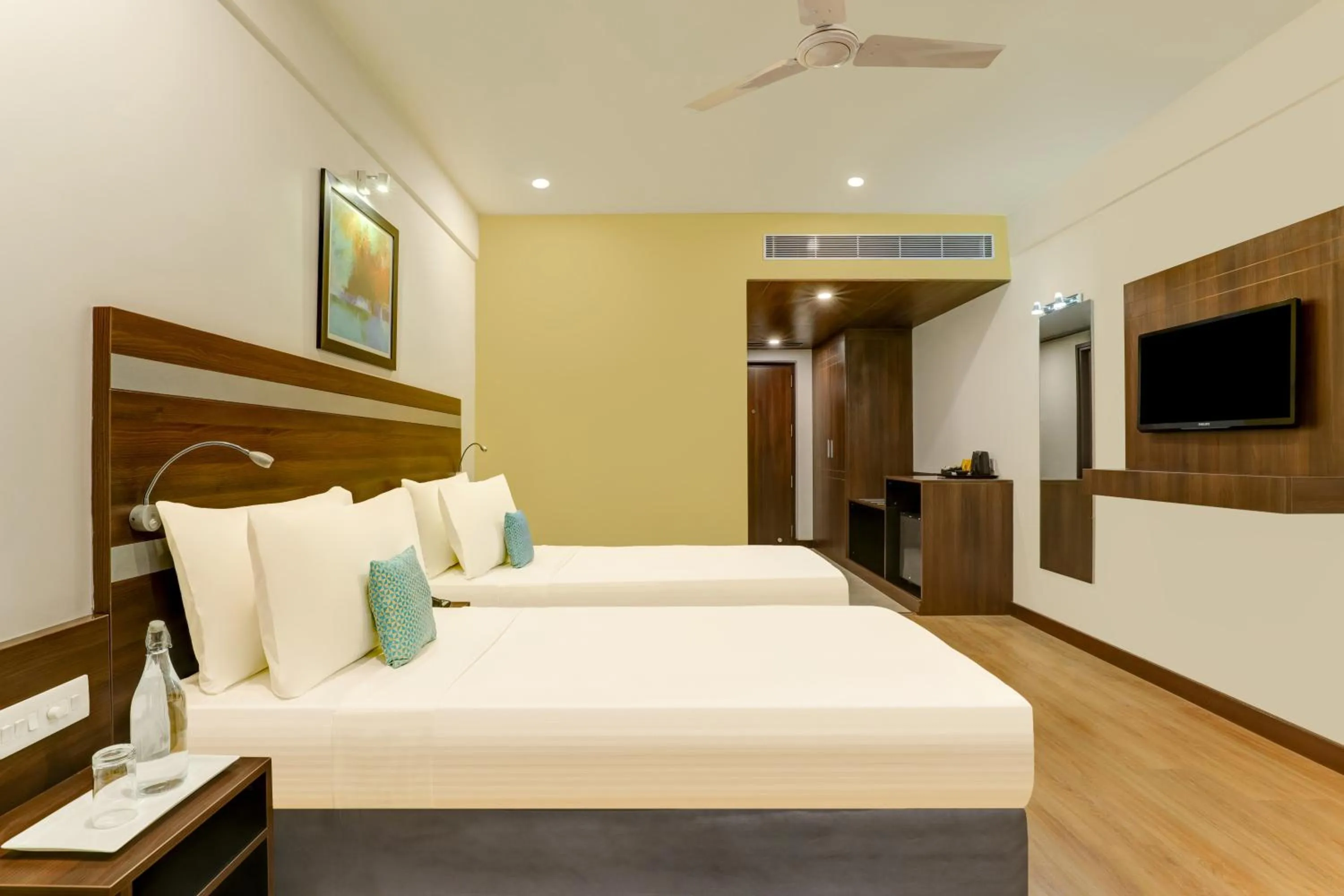 Bed in Lemon Tree Hotel, Port Blair Near to Airport