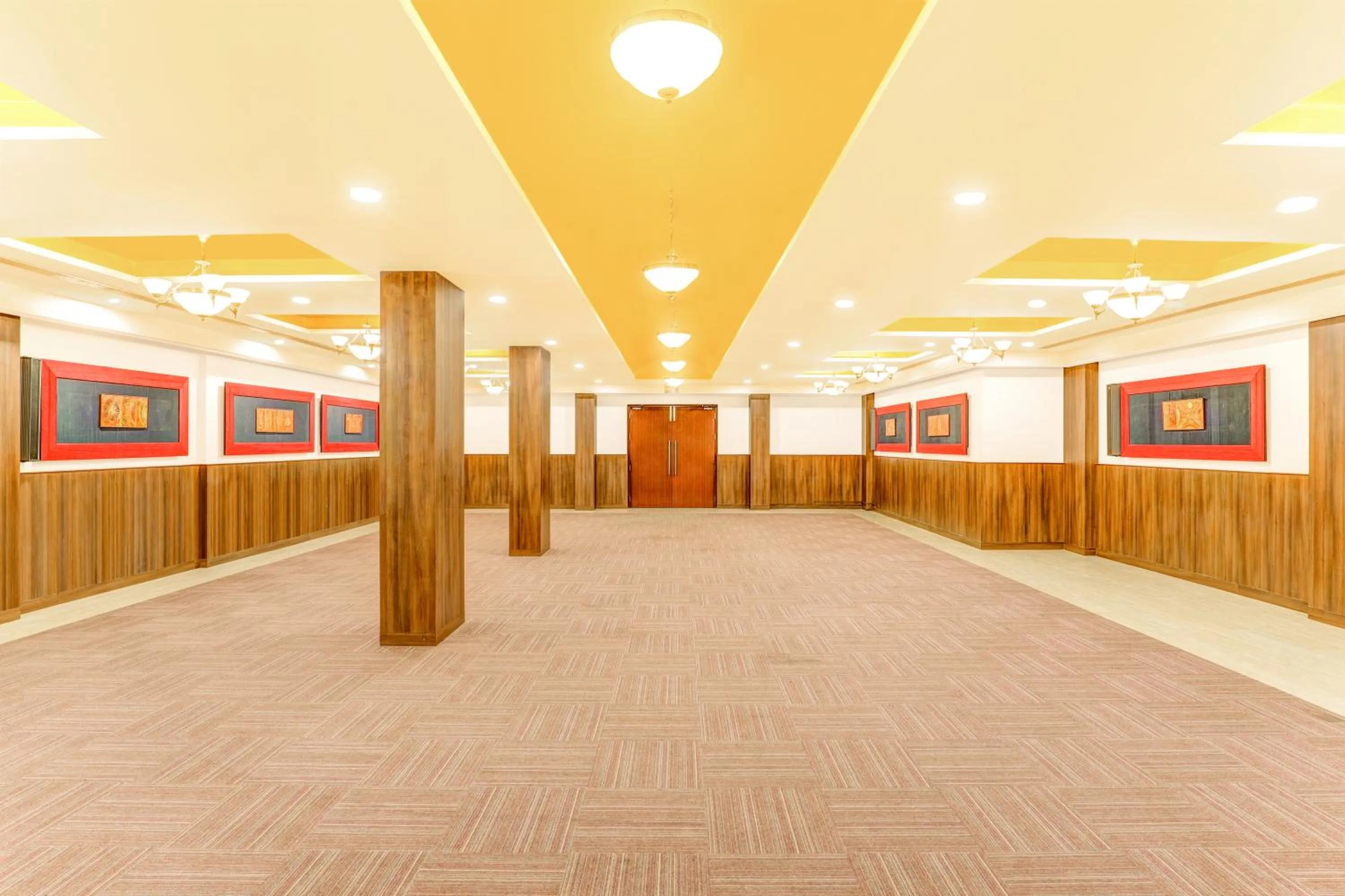 Banquet/Function facilities in Lemon Tree Hotel, Port Blair Near to Airport