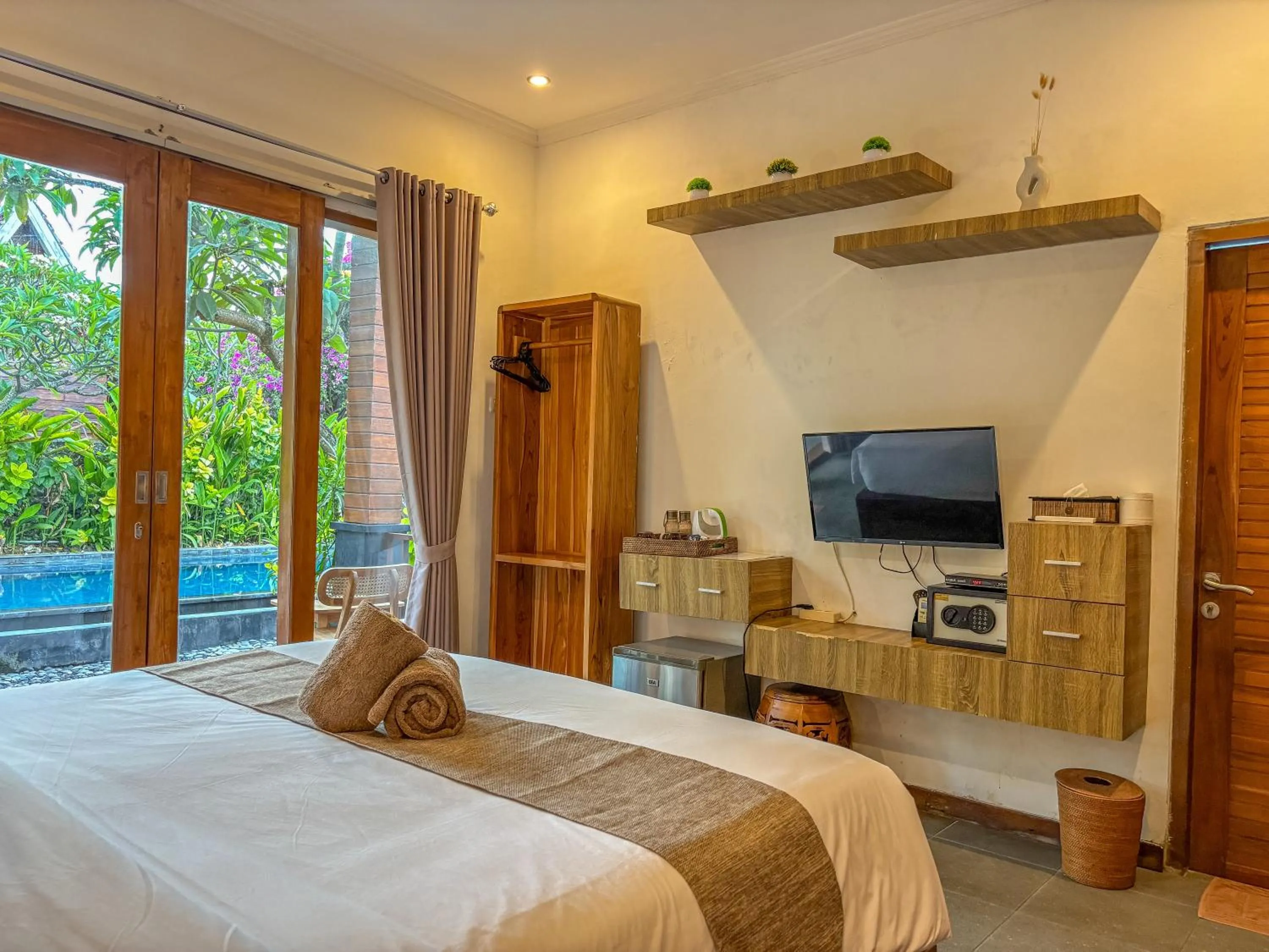 Bedroom, Bed in Singabu Bungalows