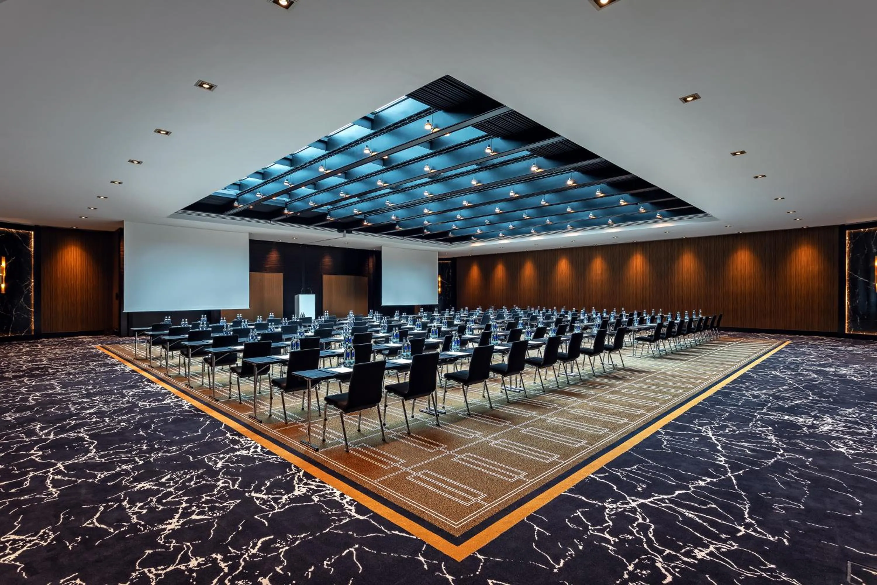 Banquet/Function facilities in Hyatt Regency Dusseldorf