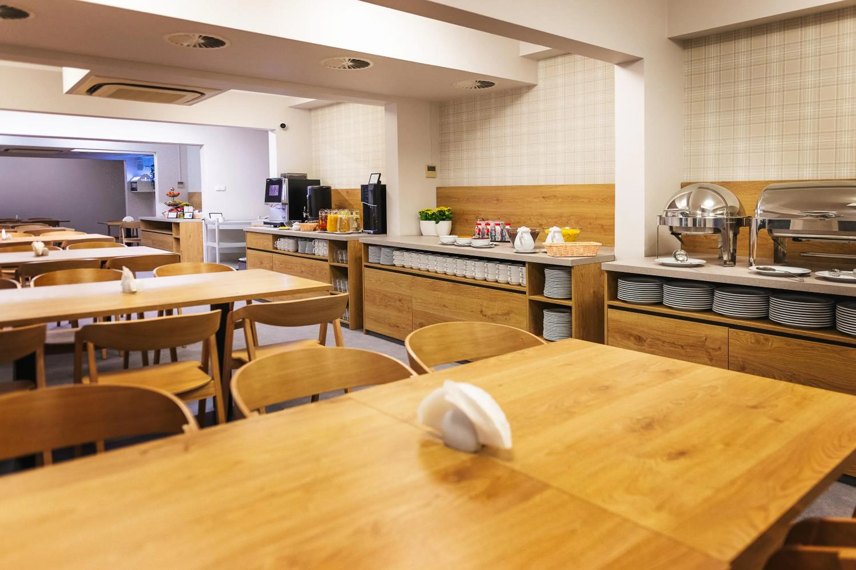 Restaurant/places to eat in Hotel Zawisza