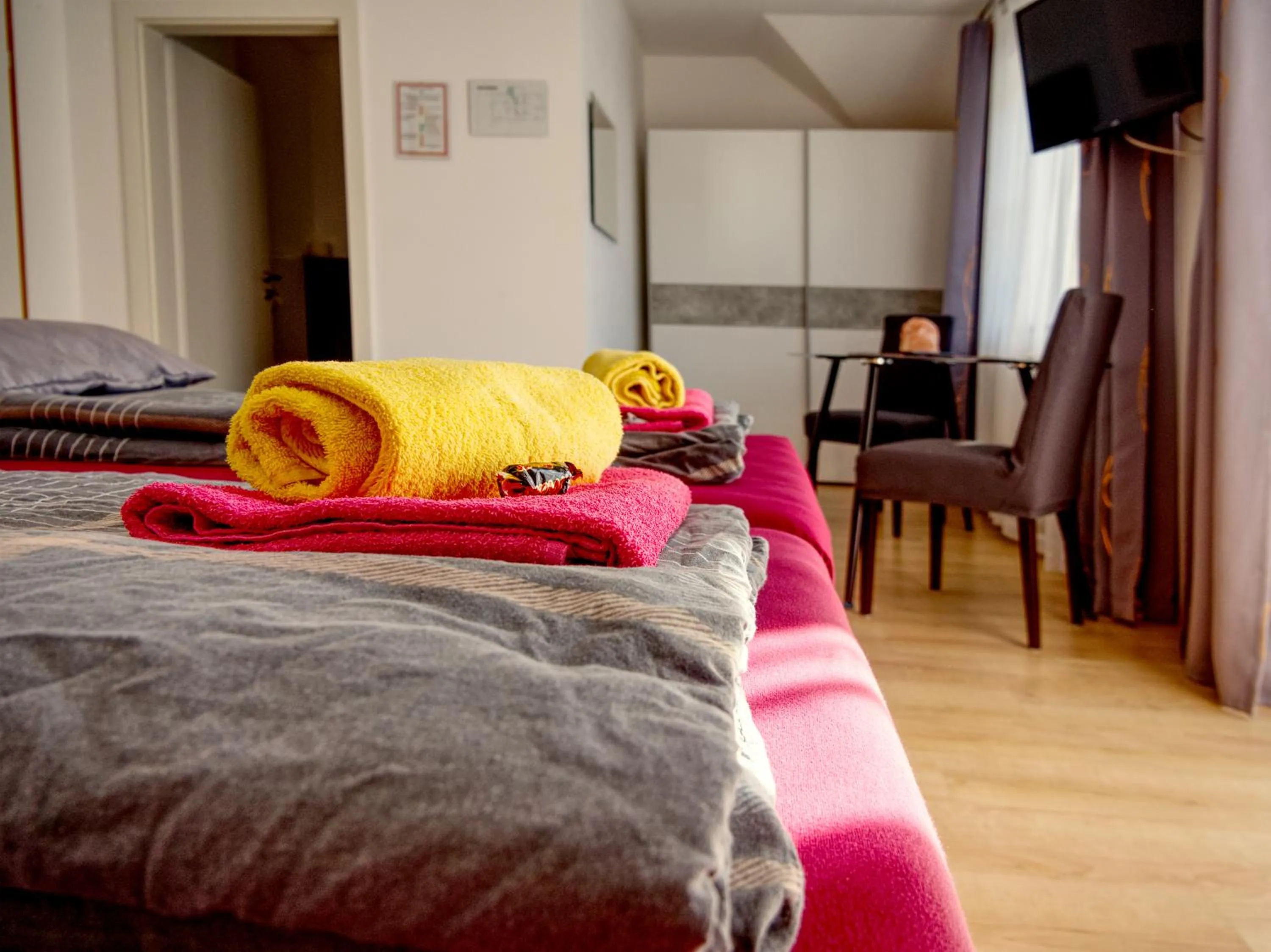 Photo of the whole room, Bed in Gasthof zum Postwirt