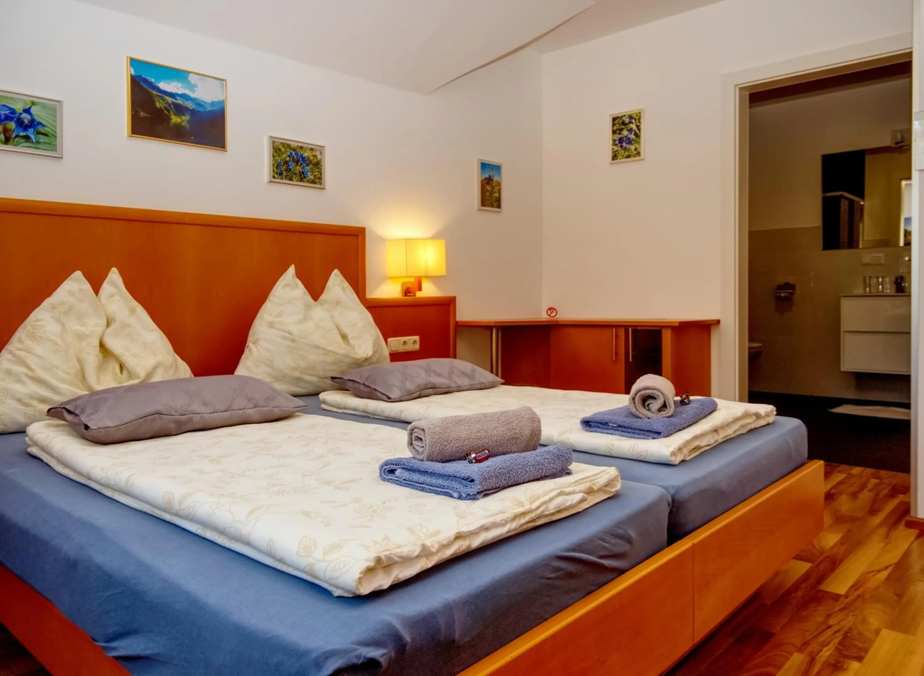 Bedroom, Bed in Gasthof zum Postwirt