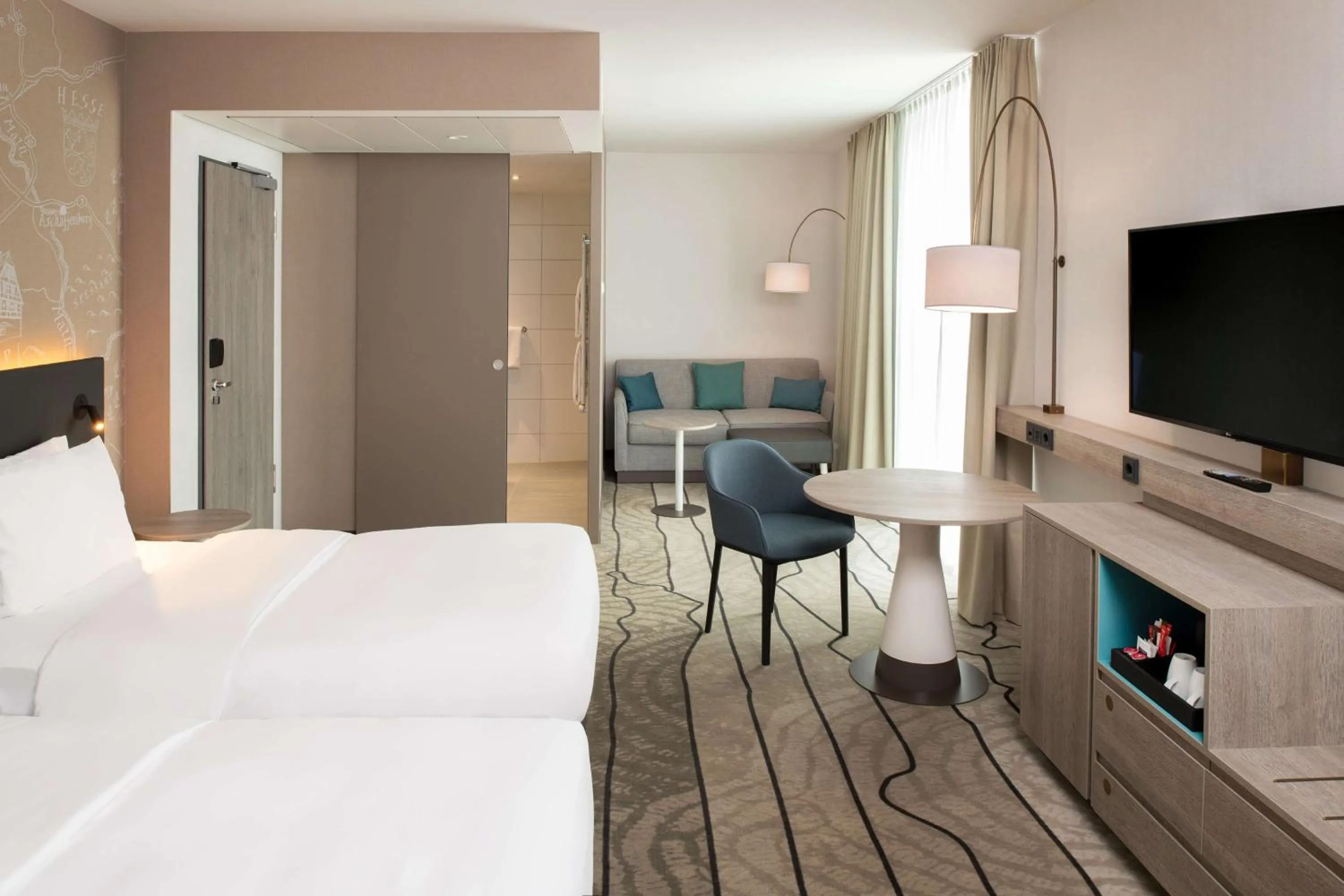 Photo of the whole room, Bed in Hyatt Place Frankfurt Airport