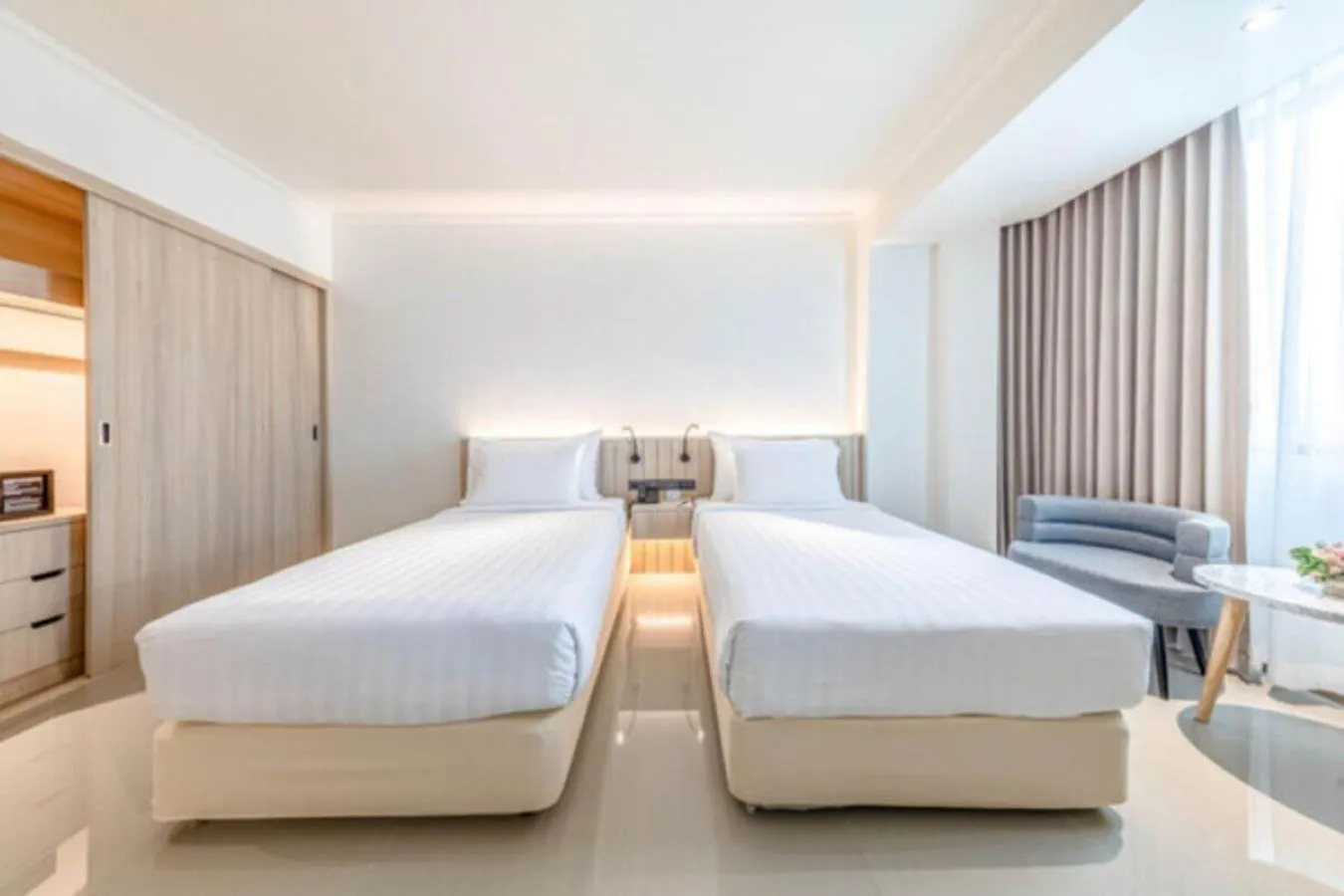 Bed in The Maruay Garden Hotel