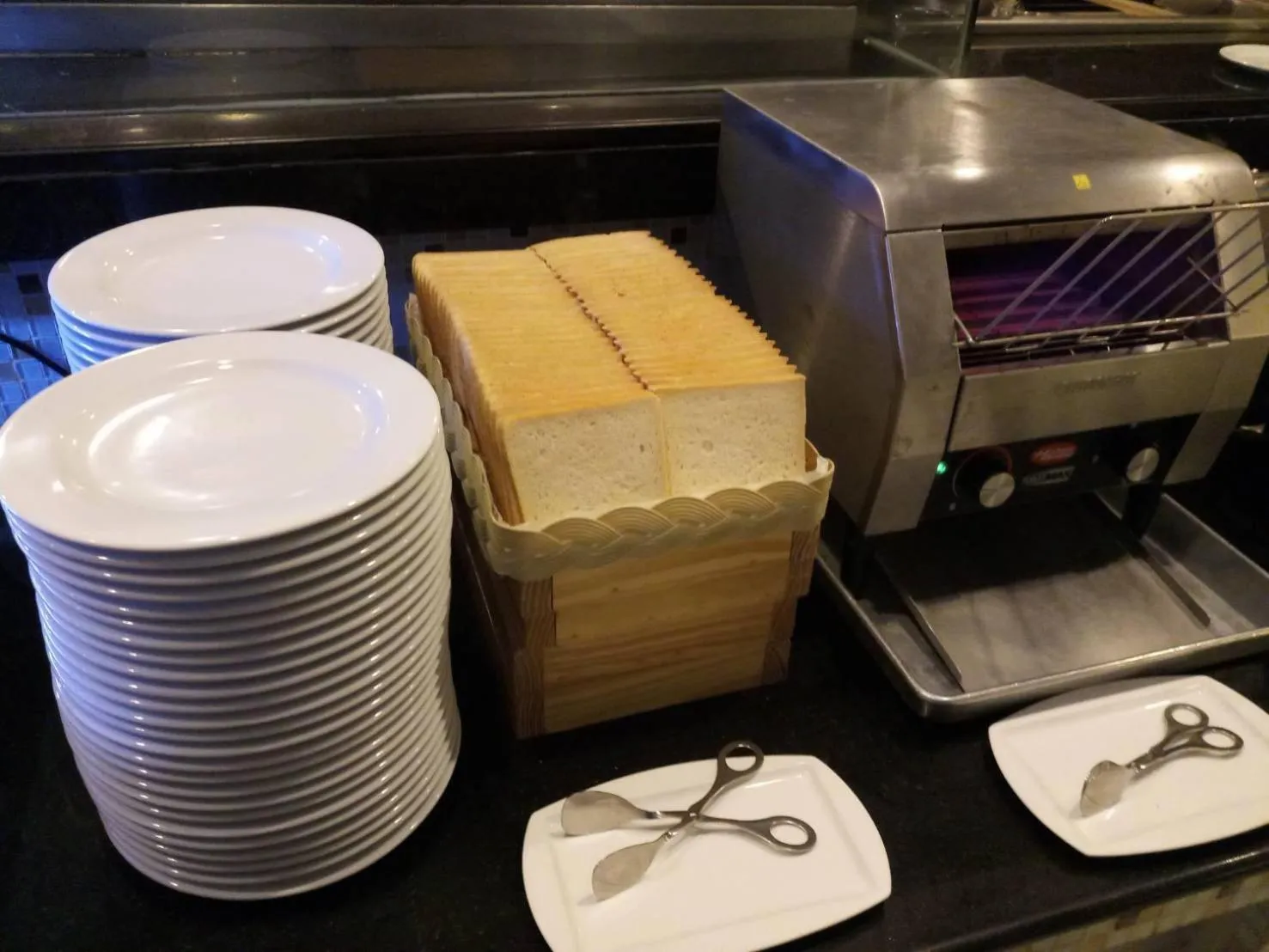 American breakfast in The Maruay Garden Hotel