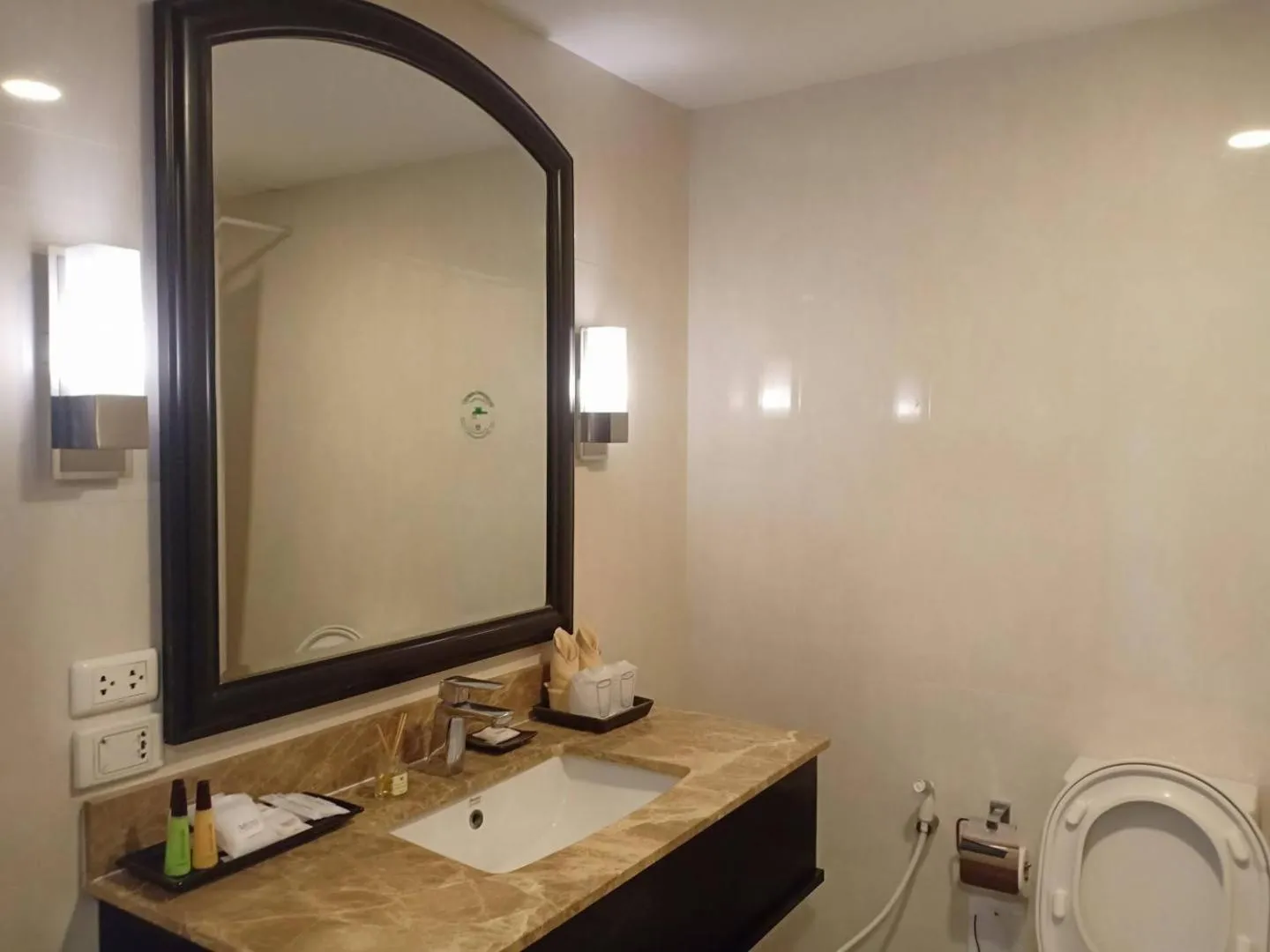 Bathroom in The Maruay Garden Hotel