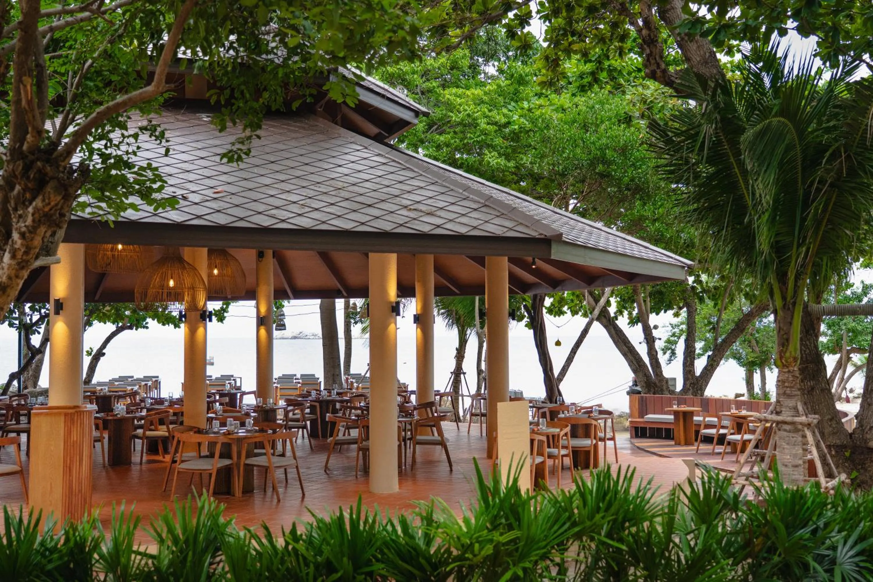 Restaurant/places to eat in Kira Baya Koh Samed