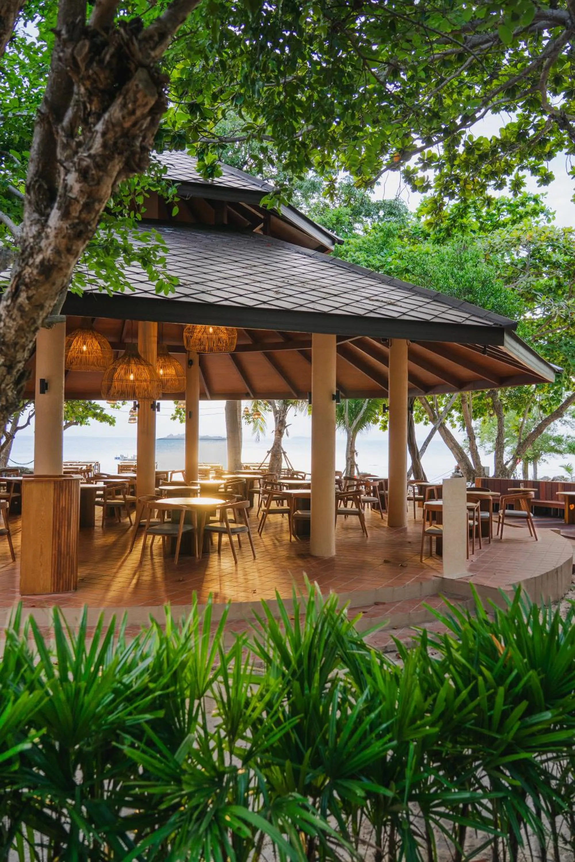Restaurant/places to eat in Kira Baya Koh Samed