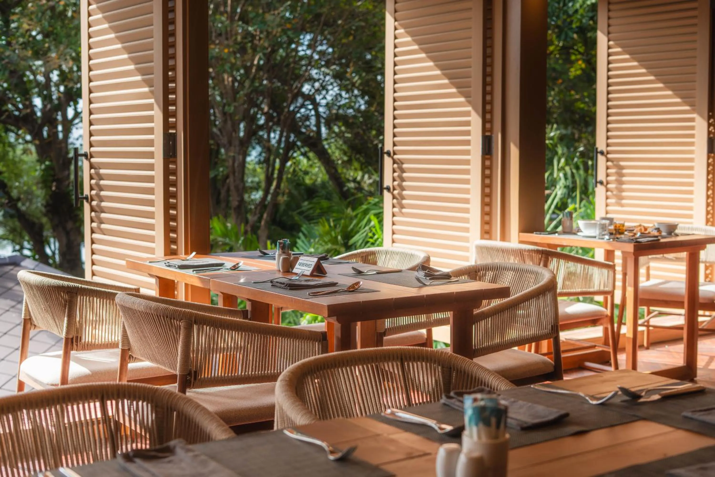 Restaurant/places to eat in Kira Baya Koh Samed