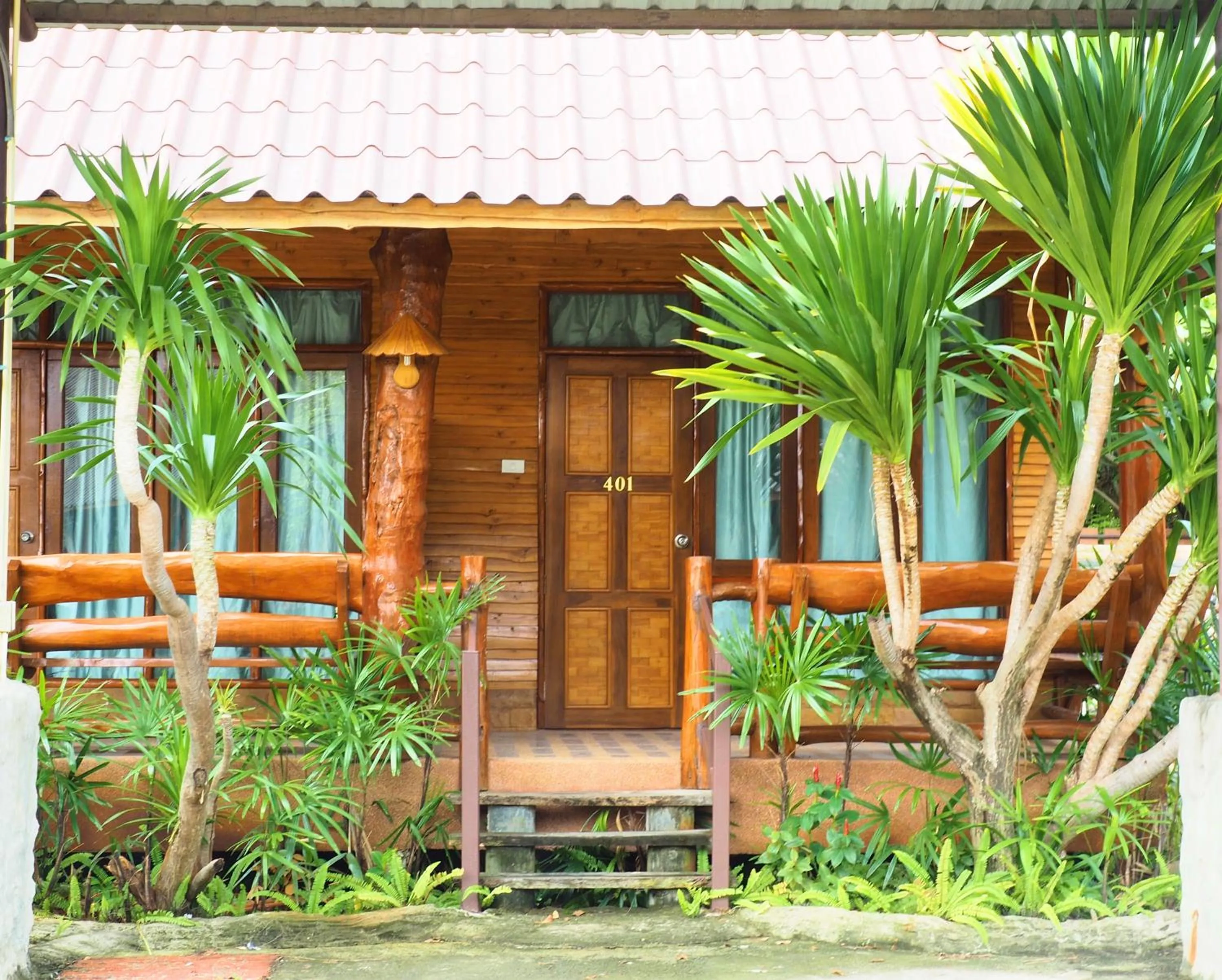 Property building in Chatsuree Boutique Resort