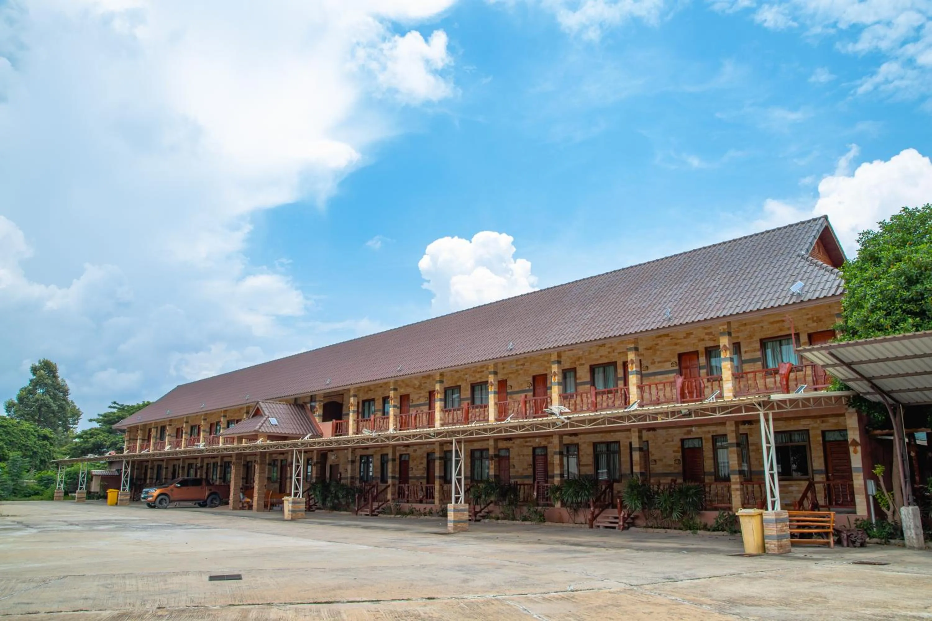 Property building in Chatsuree Boutique Resort