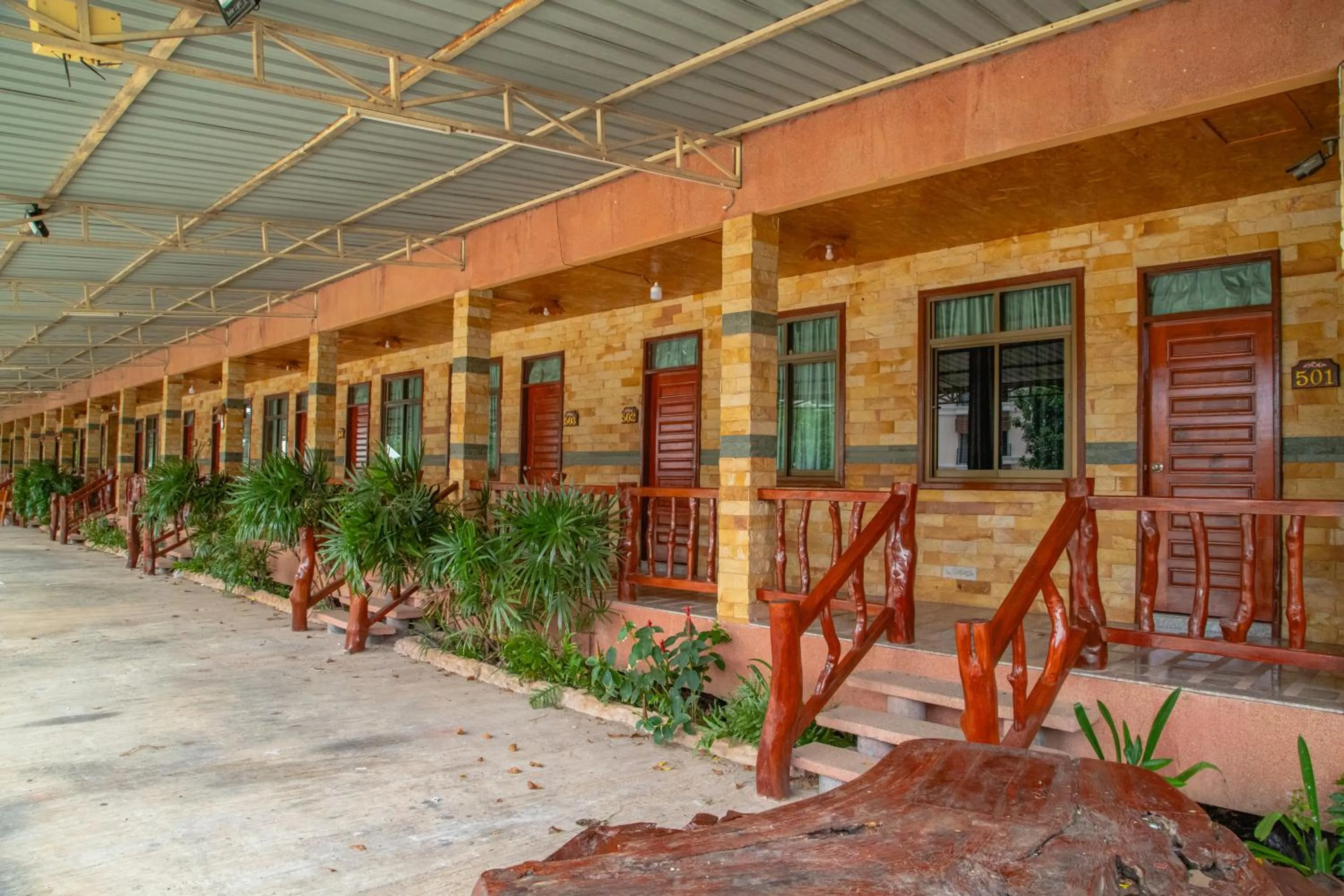 Property building in Chatsuree Boutique Resort