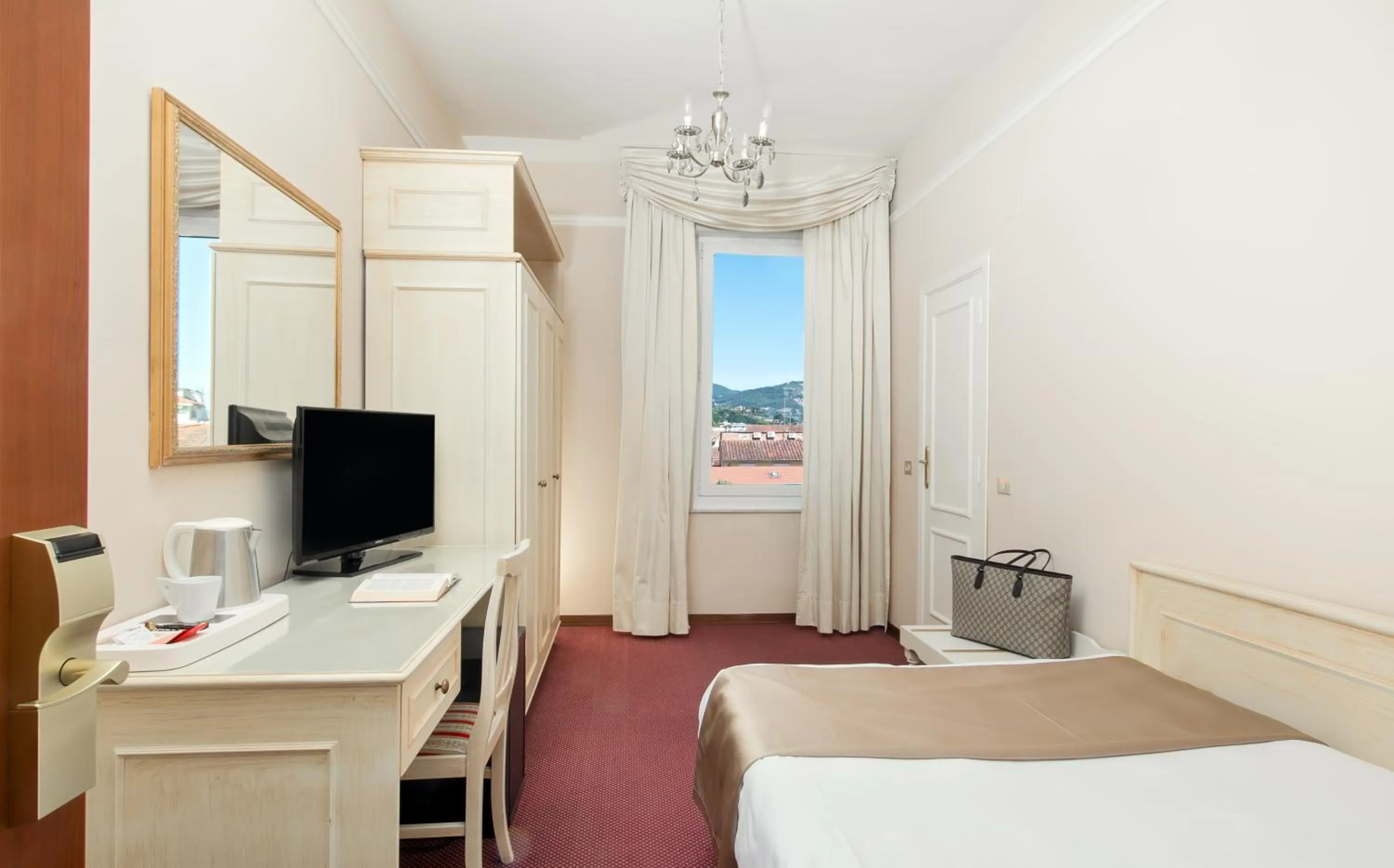 Bedroom, Bed in Hotel Ercolini & Savi