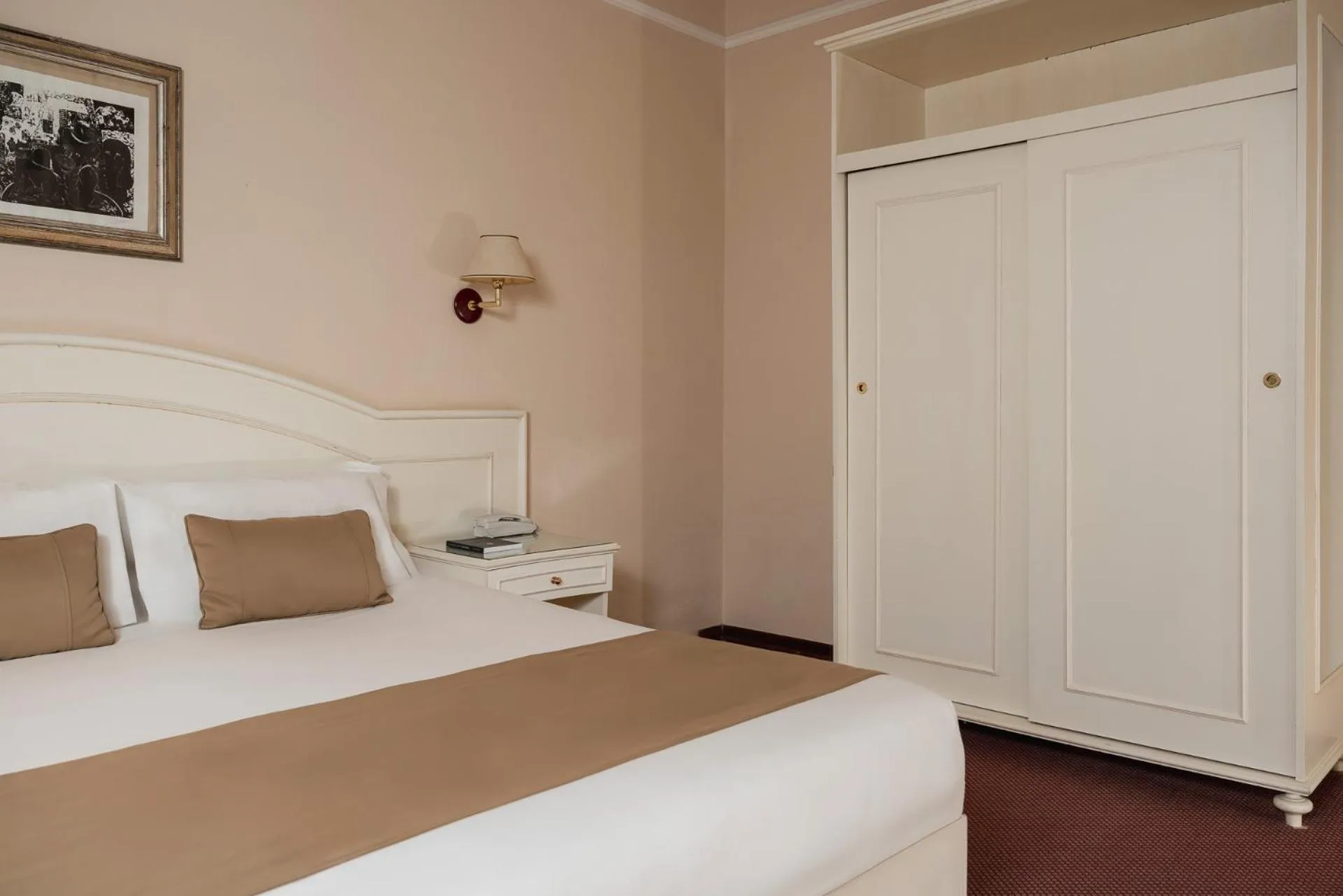 Bedroom, Bed in Hotel Ercolini & Savi