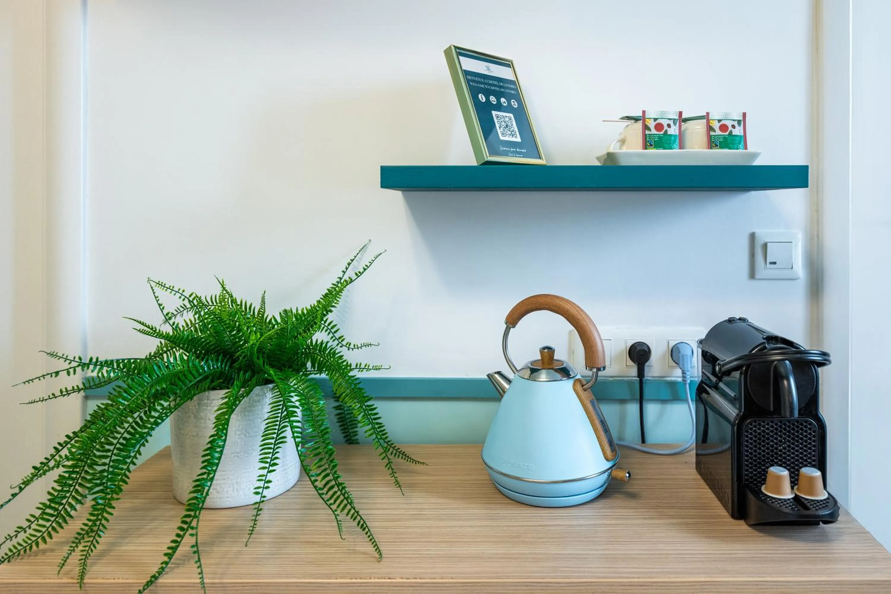 Coffee/tea facilities in Hôtel De Londres