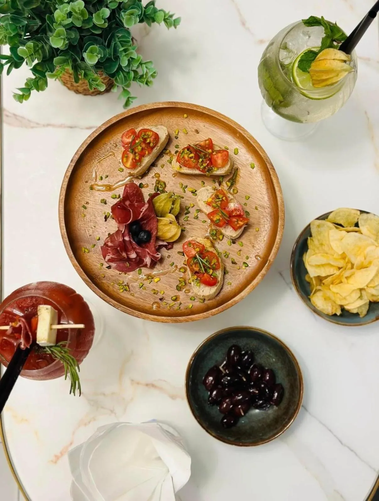 Food and drinks in Hôtel De Londres