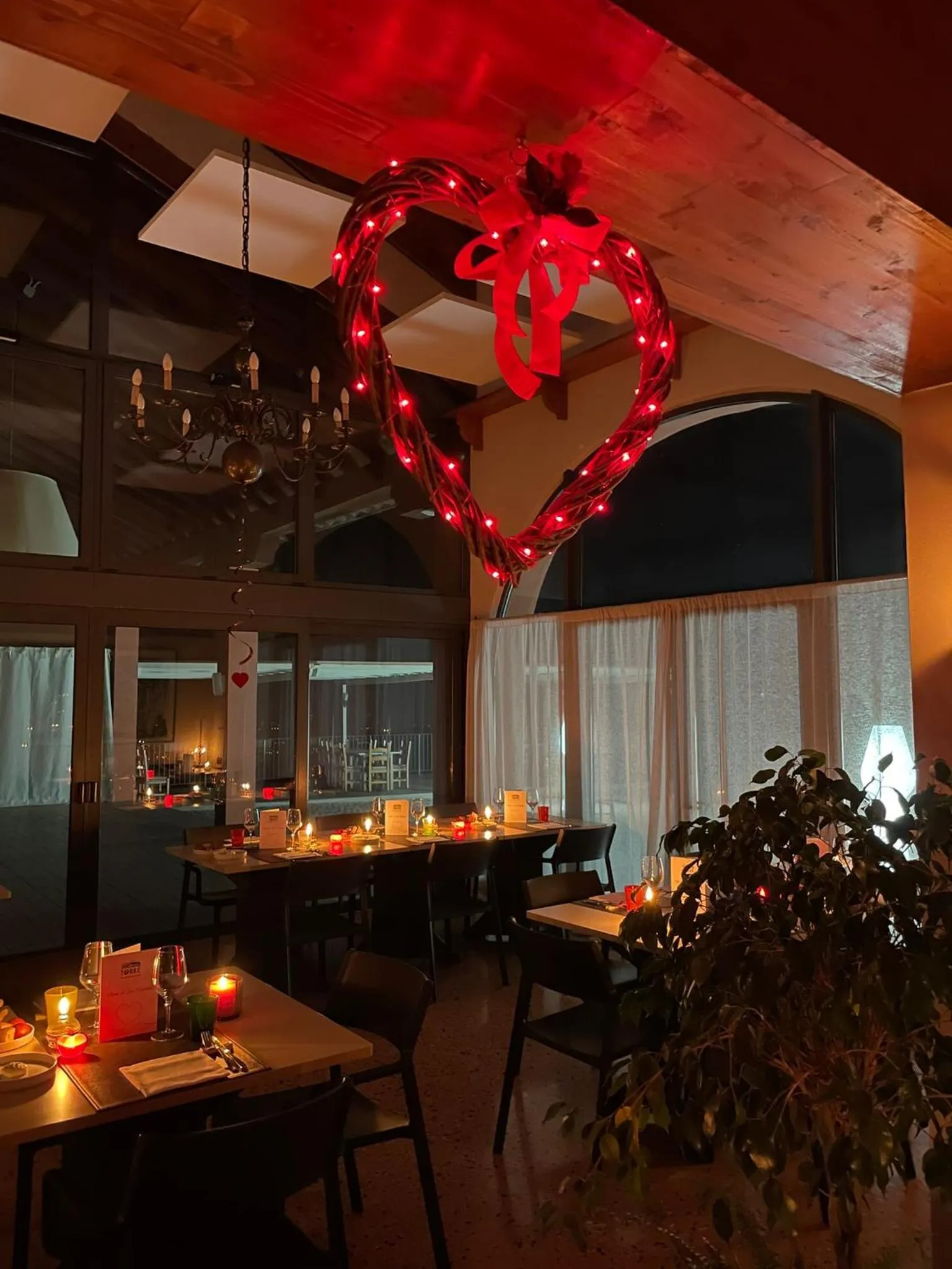 Restaurant/places to eat in Albergo Torre