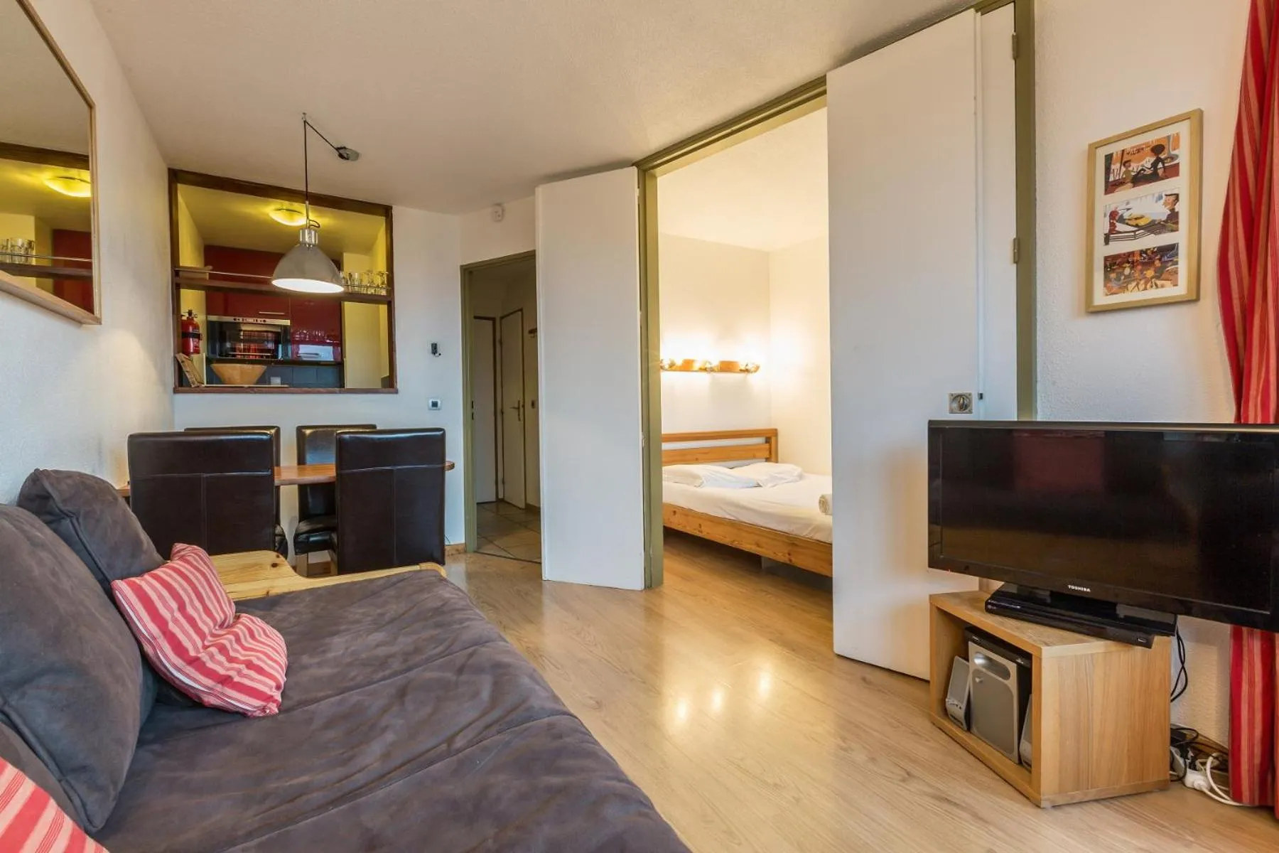 TV and multimedia, Bed in Apartment Chamois Blanc 6 - Chamonix Haven with great views