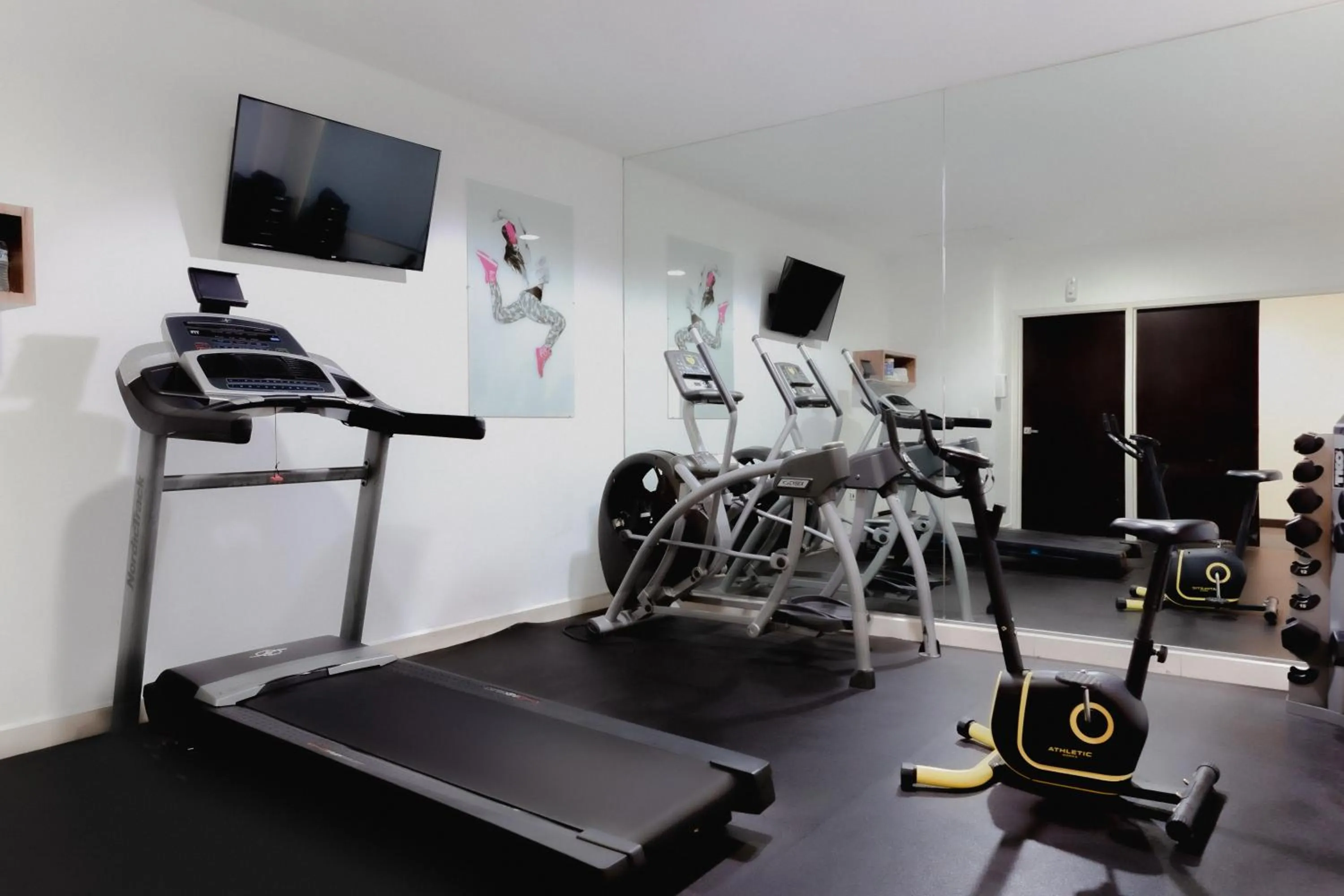 Fitness centre/facilities in Sleep Inn Tijuana