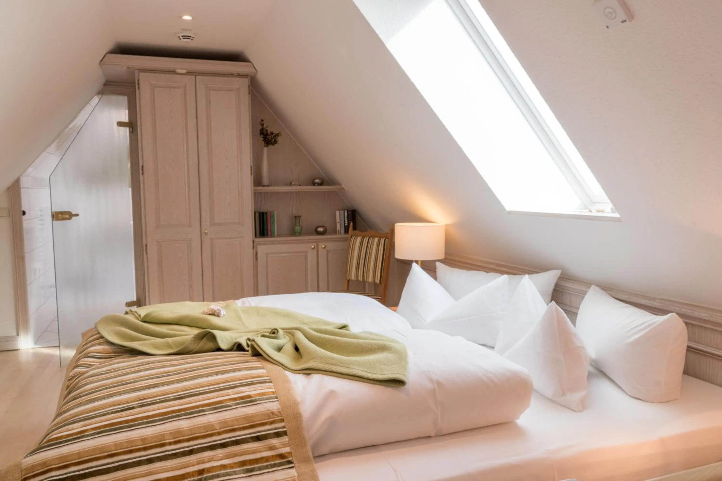 Photo of the whole room, Bed in Romantik Hotel Fischerwiege