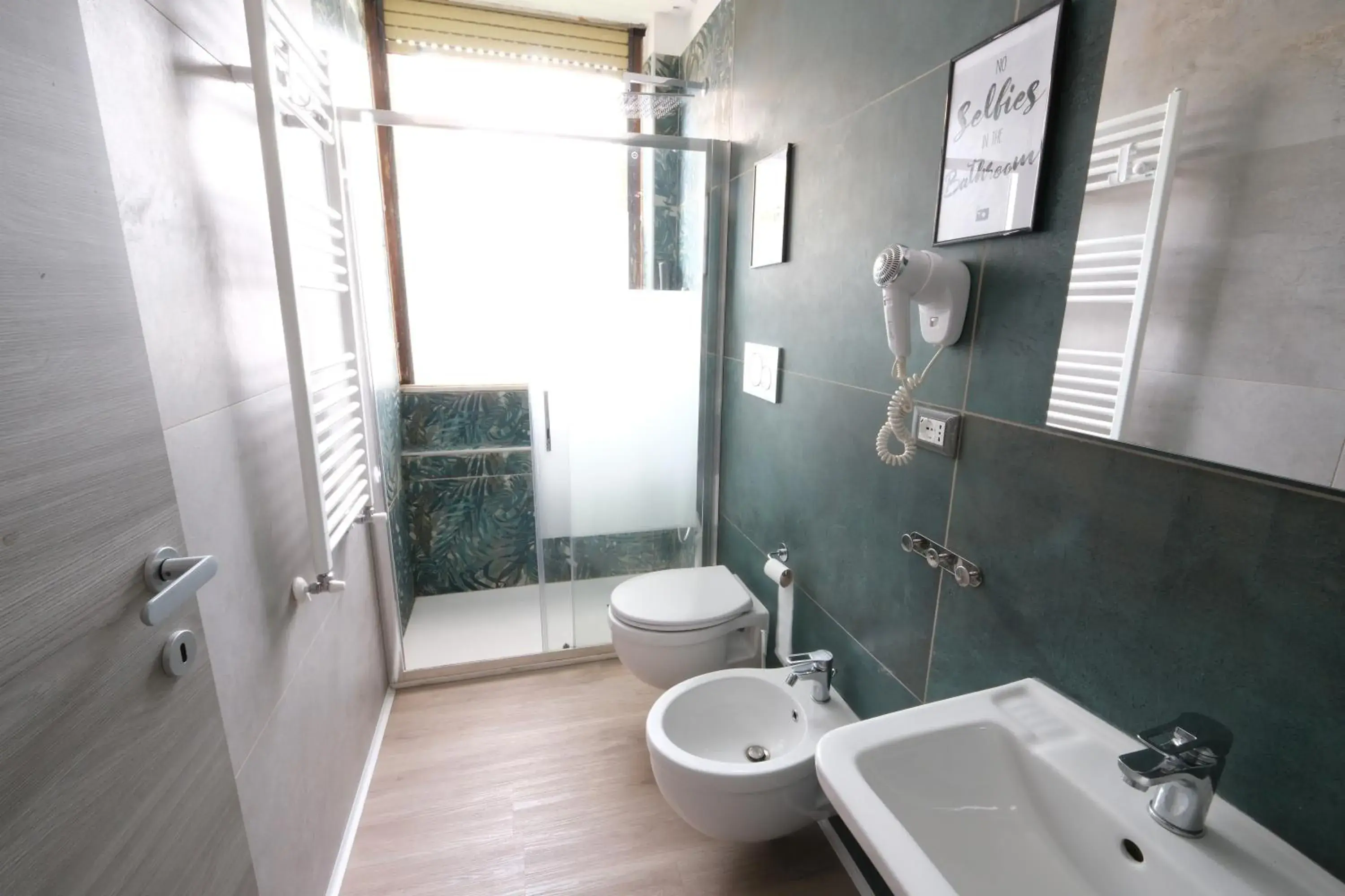 Twin Room with Shared Bathroom in Hostel 3 Twin Room with Shared Bathroom in Hostel 3