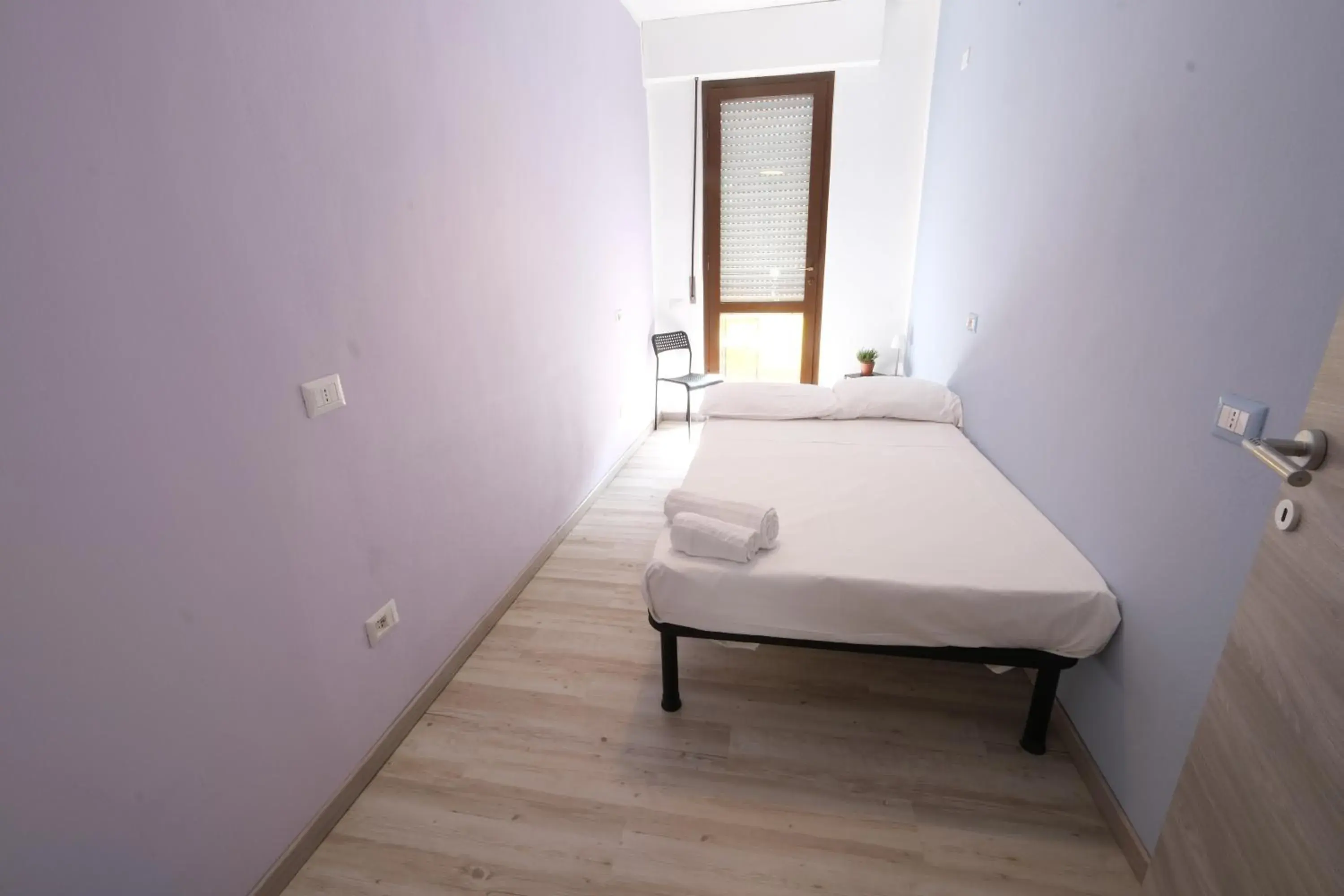 Single Room with Shared Bathroom in Hostel 3 Single Room with Shared Bathroom in Hostel 3