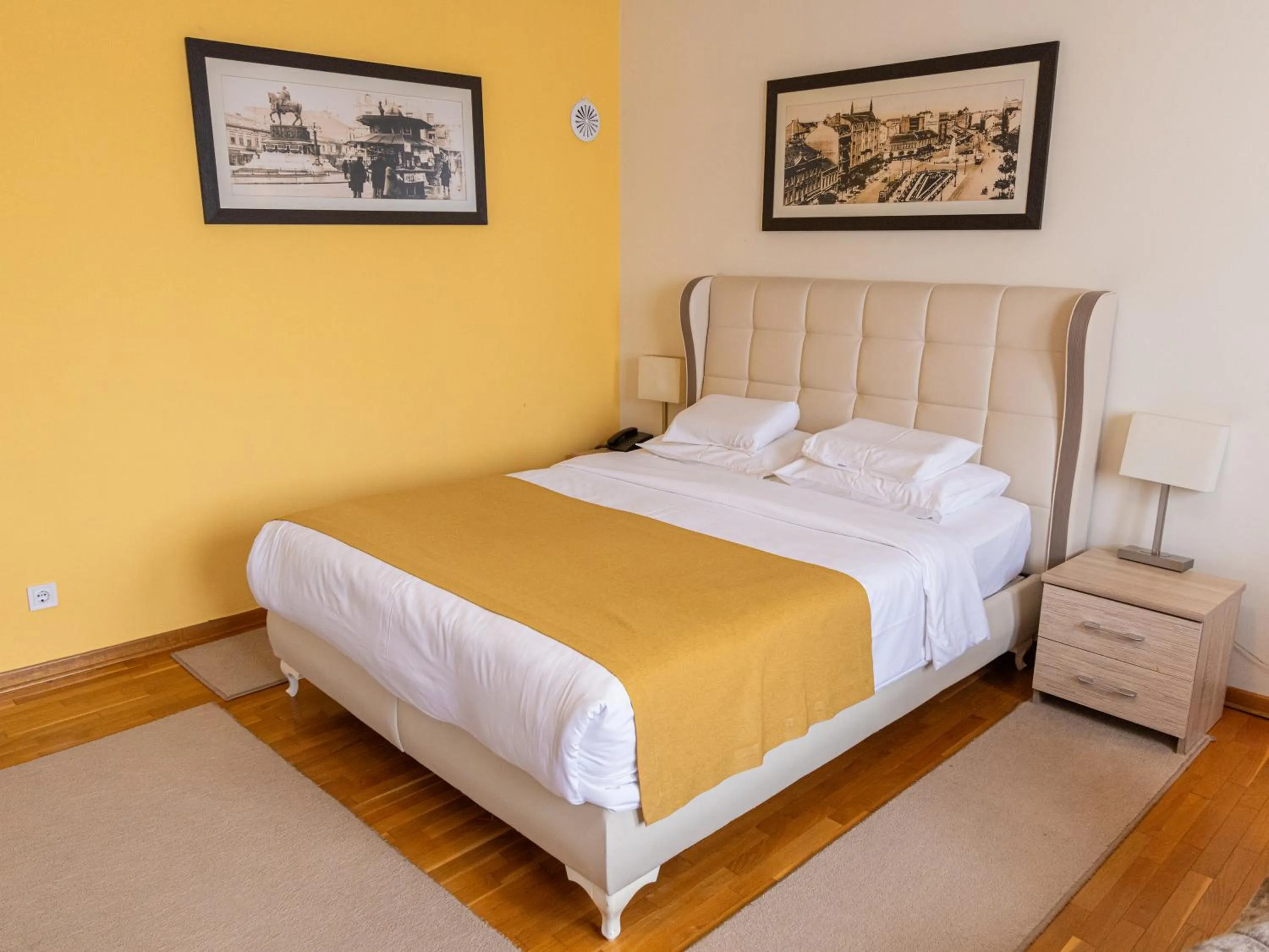 Bed in Garni Hotel Nevski