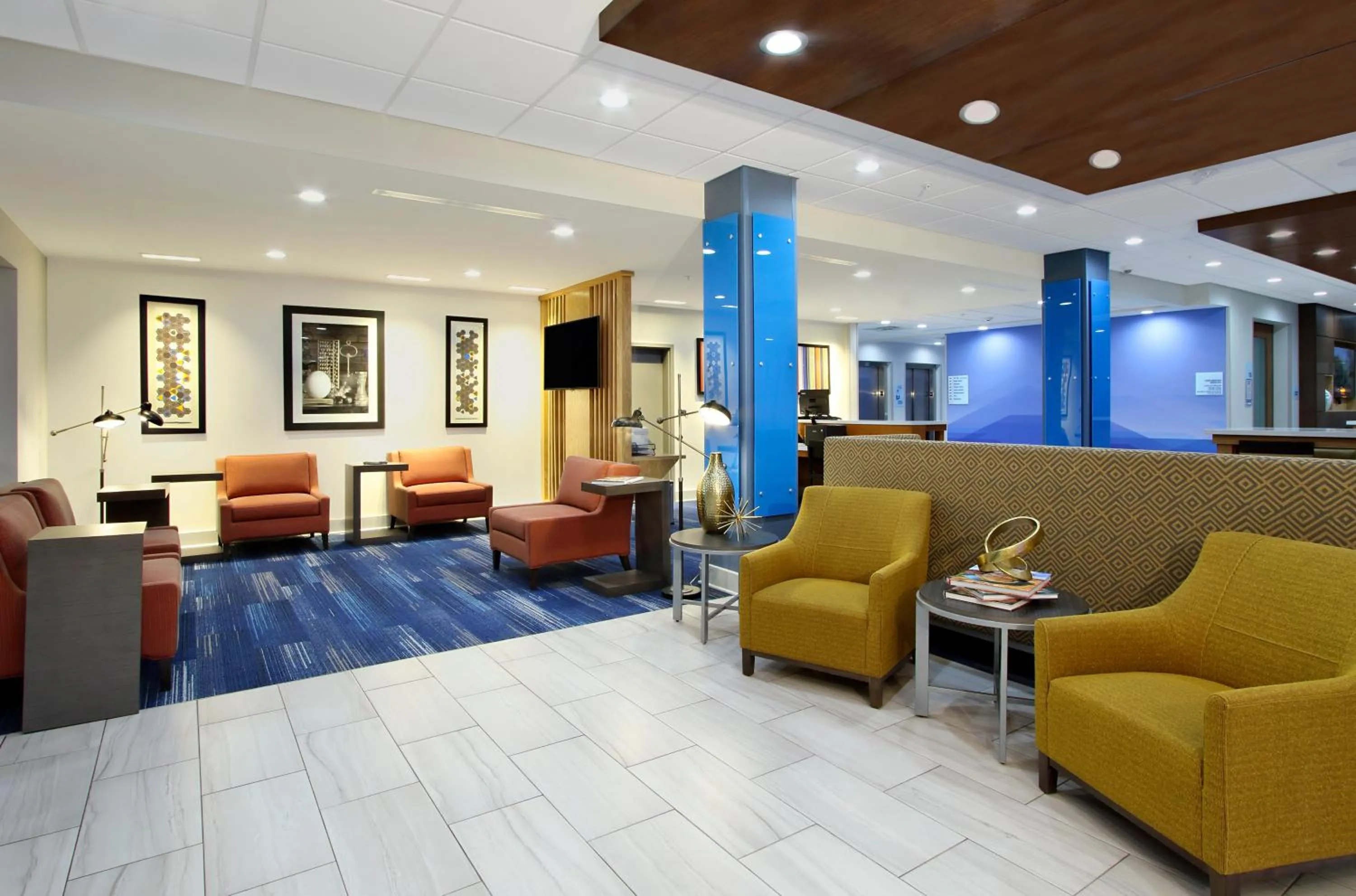 Property building in Holiday Inn Express & Suites - Lake Charles South Casino Area by IHG